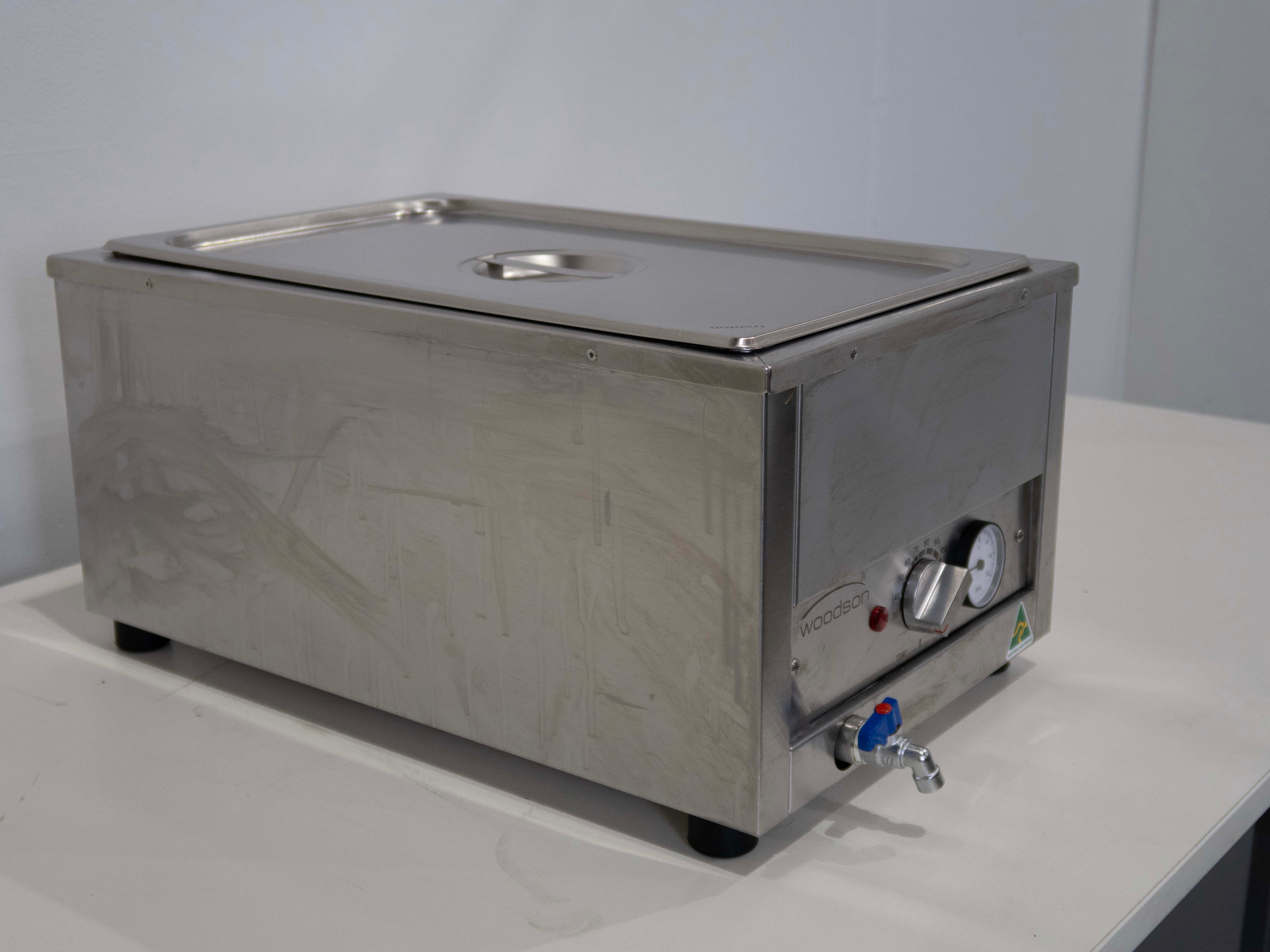 Woodson W.BMS11B Countertop Bain Marie - 837966