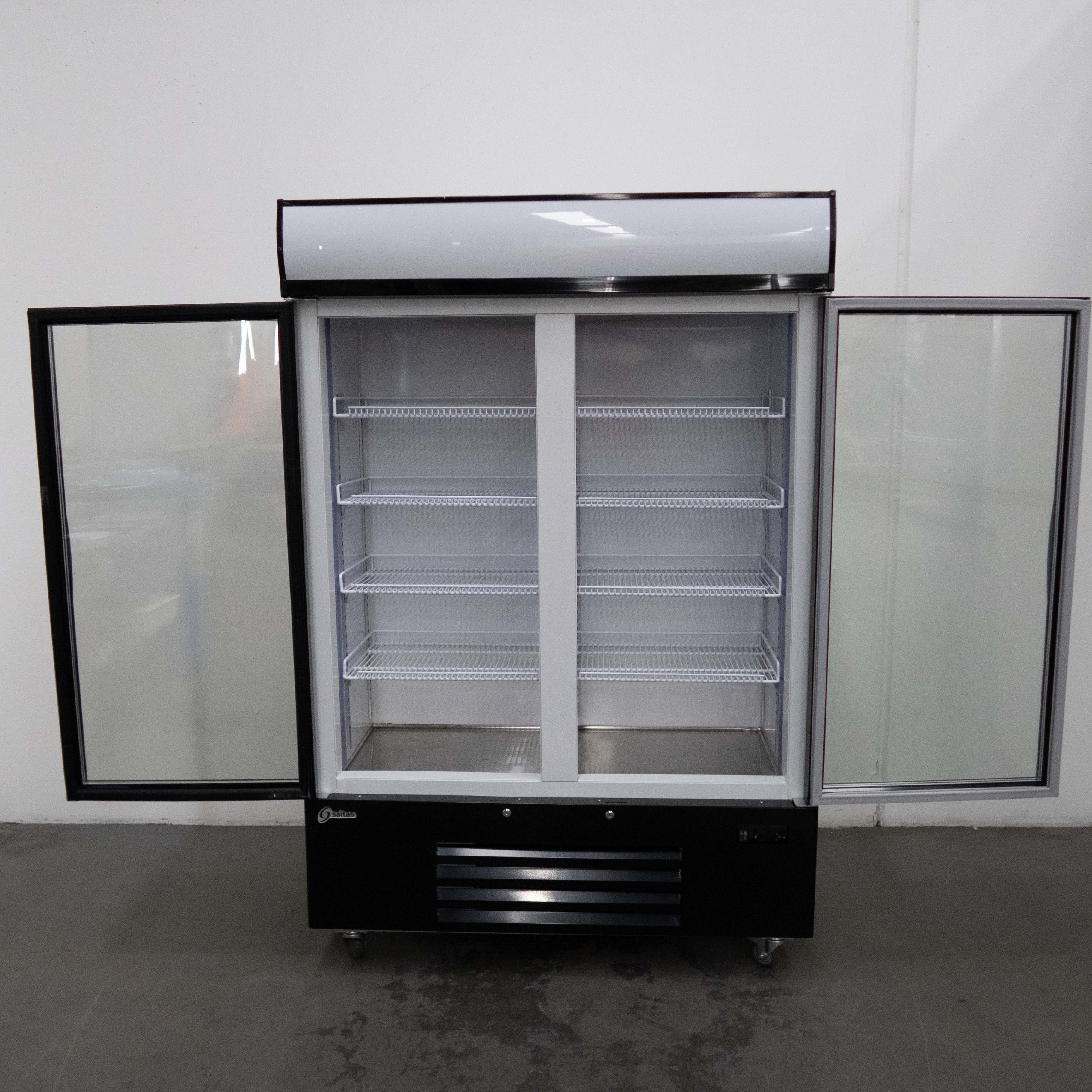 Saltas DFS2999 Upright Freezer - 838972