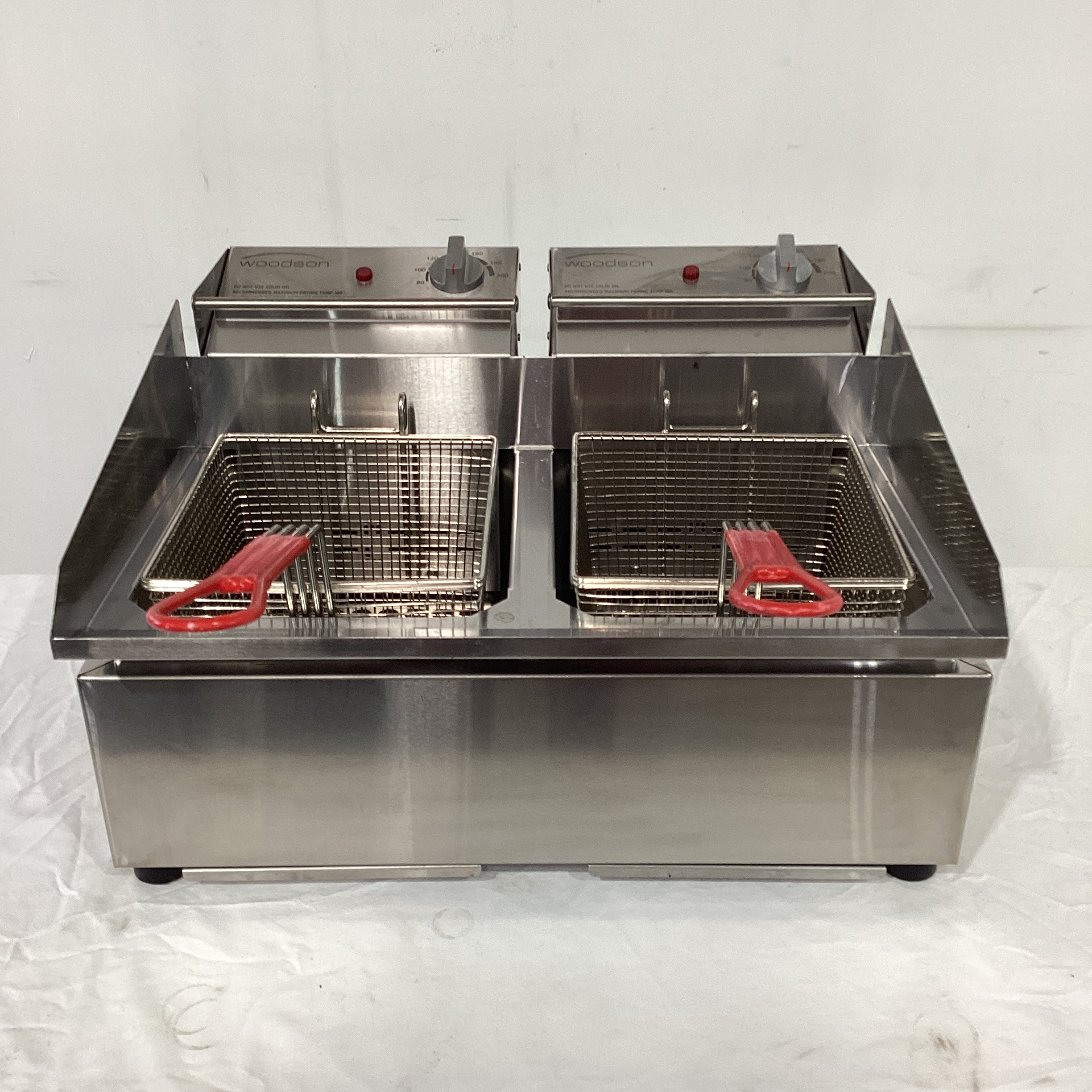Woodson W.FRT50C Countertop Fryer - 838977