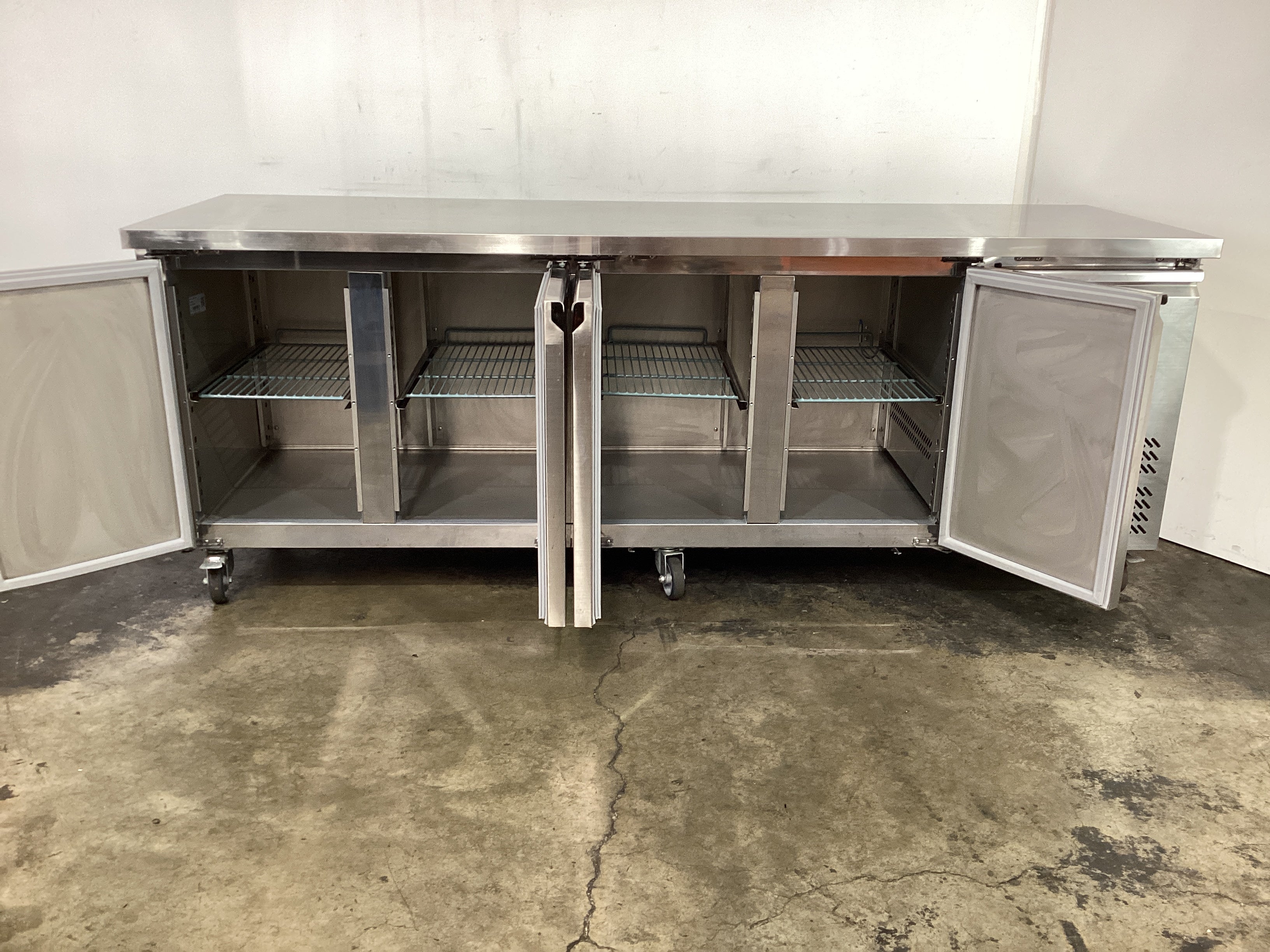 FED-X XUB7C22S4V Undercounter Fridge - 839069