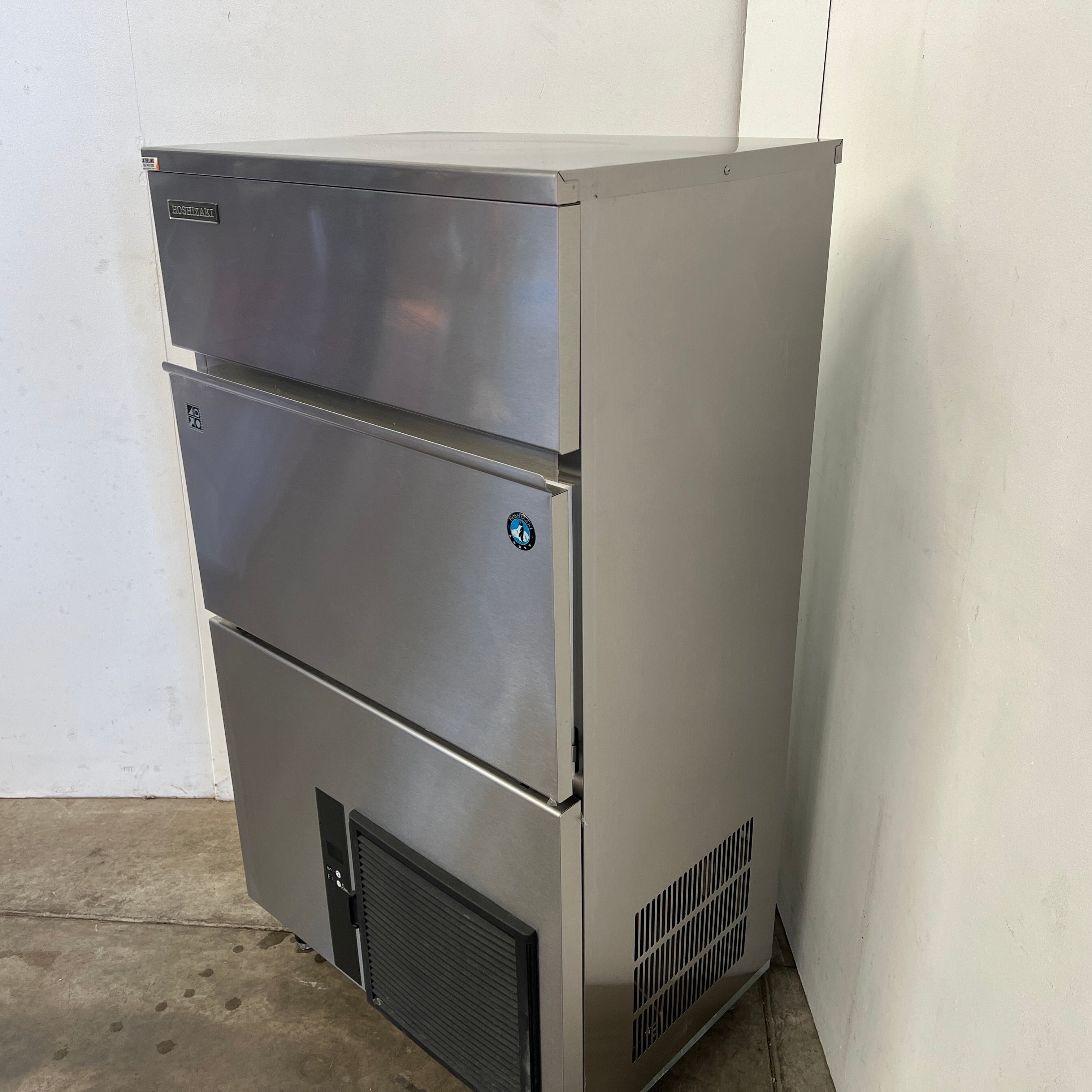 Hoshizaki IM-130NE-28 Ice Maker - 840027