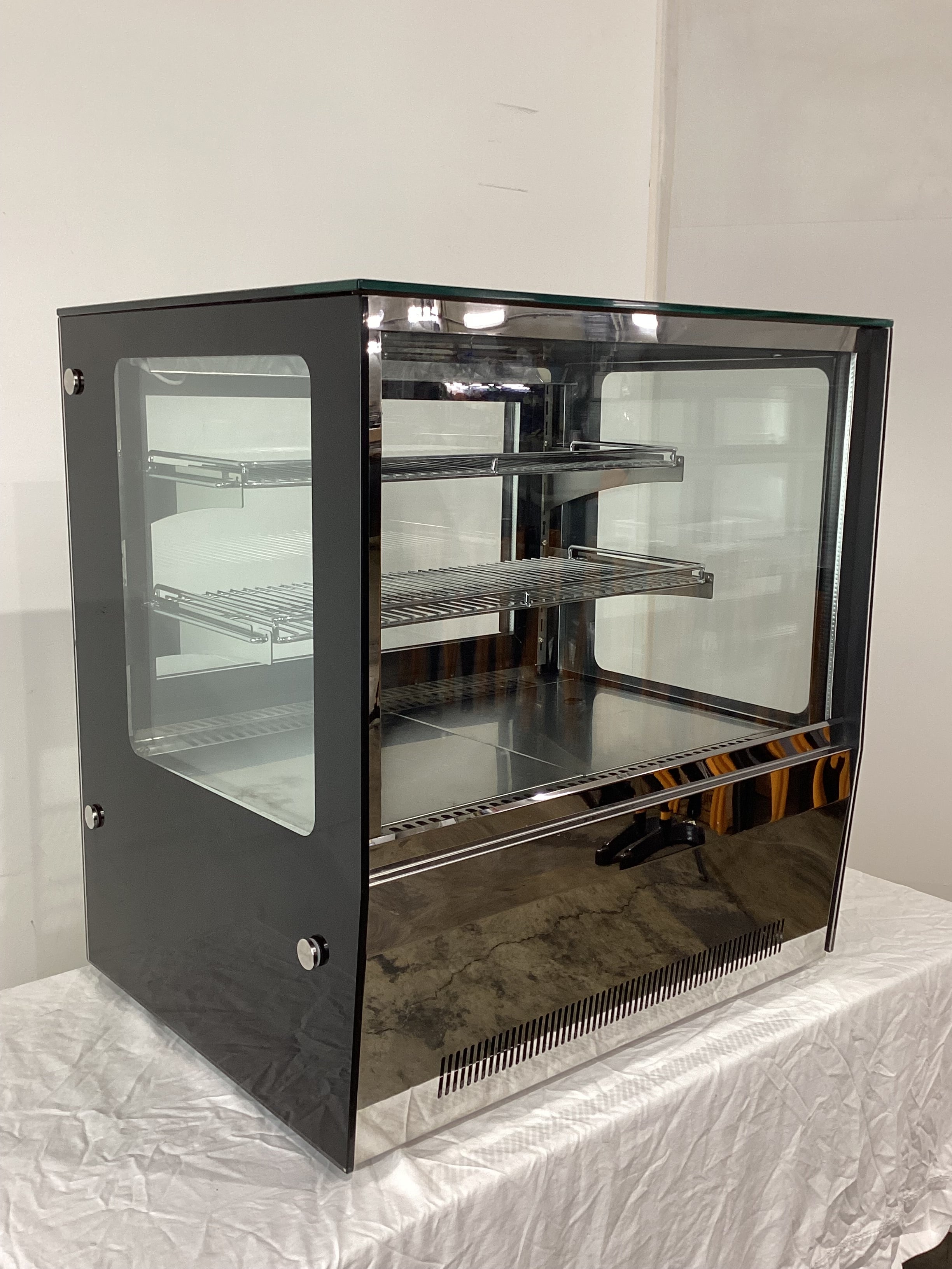 Bonvue GN-660RT Cold Food Display - 841164