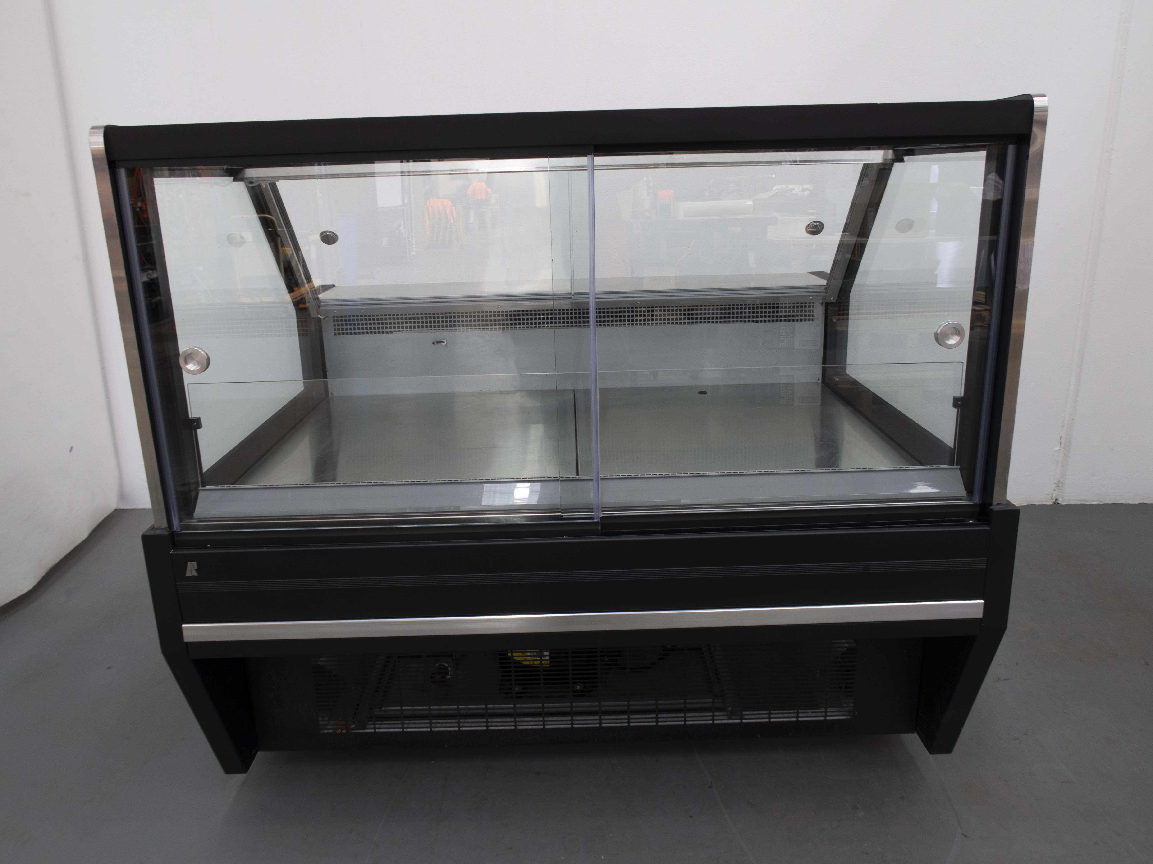 Austune ADSZB-1250 Deli Display - 842552