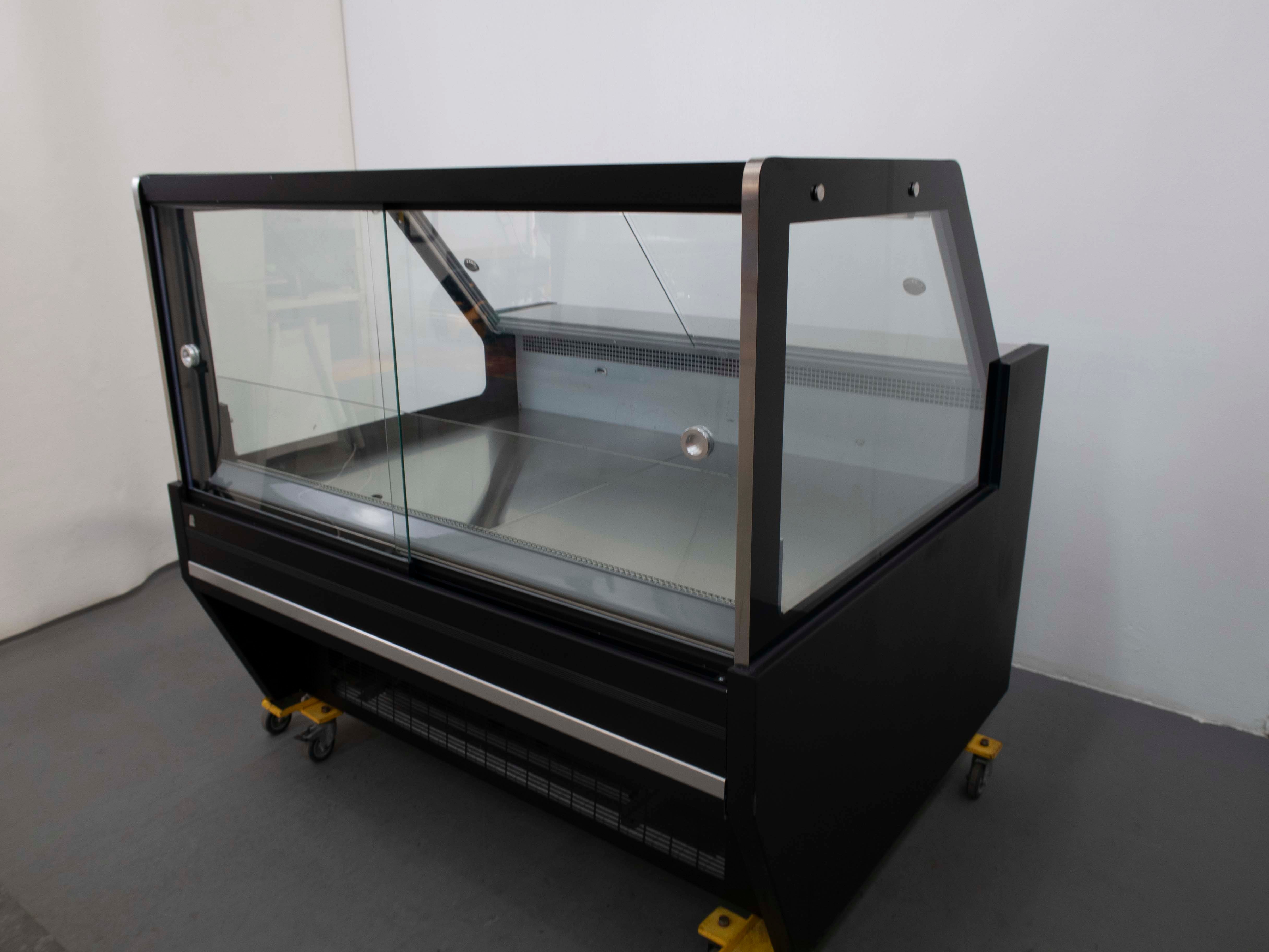 Austune ADSZB-1250 Deli Display - 842554