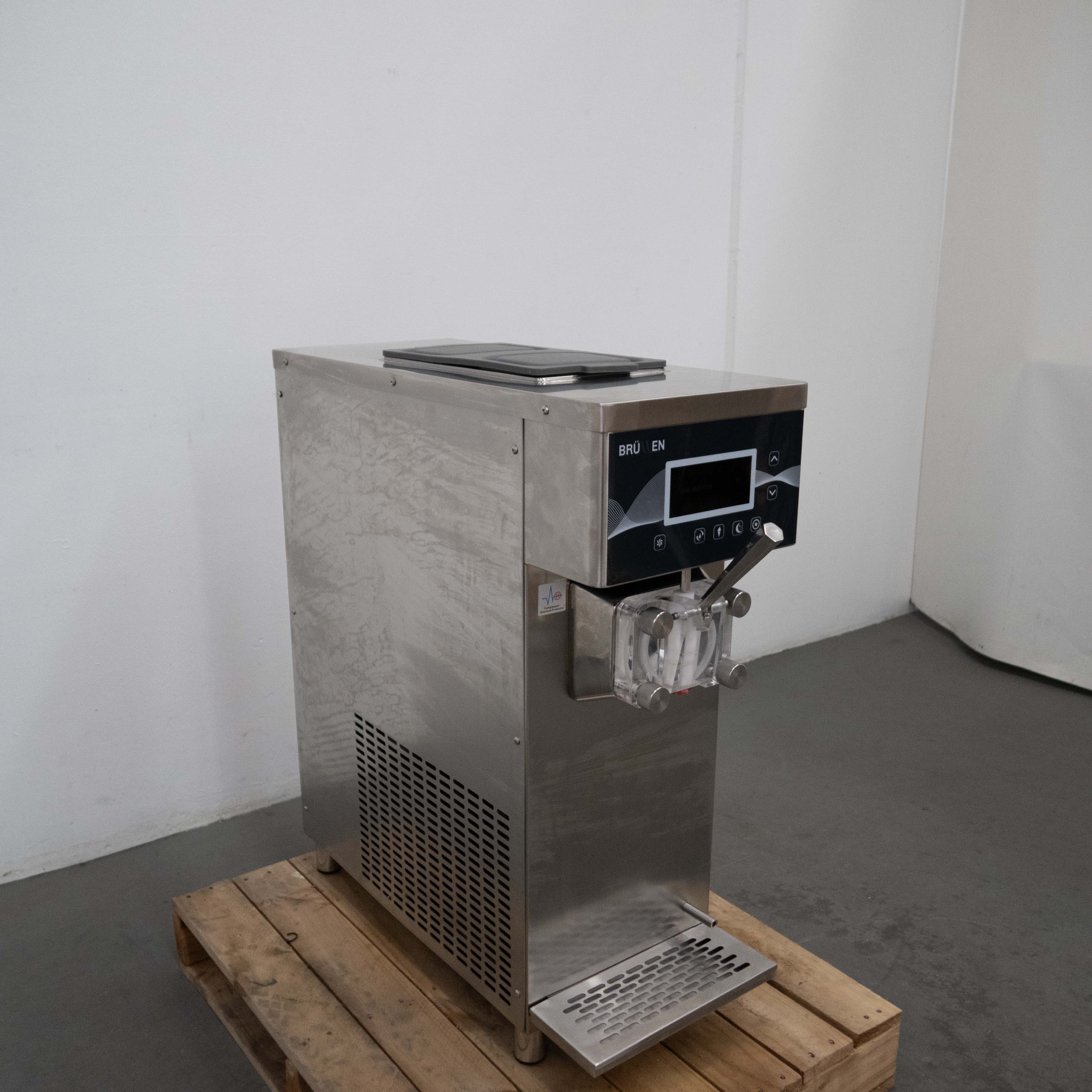 Brullen i91 2020 Gravity Feed Ice Cream Machine - 842885