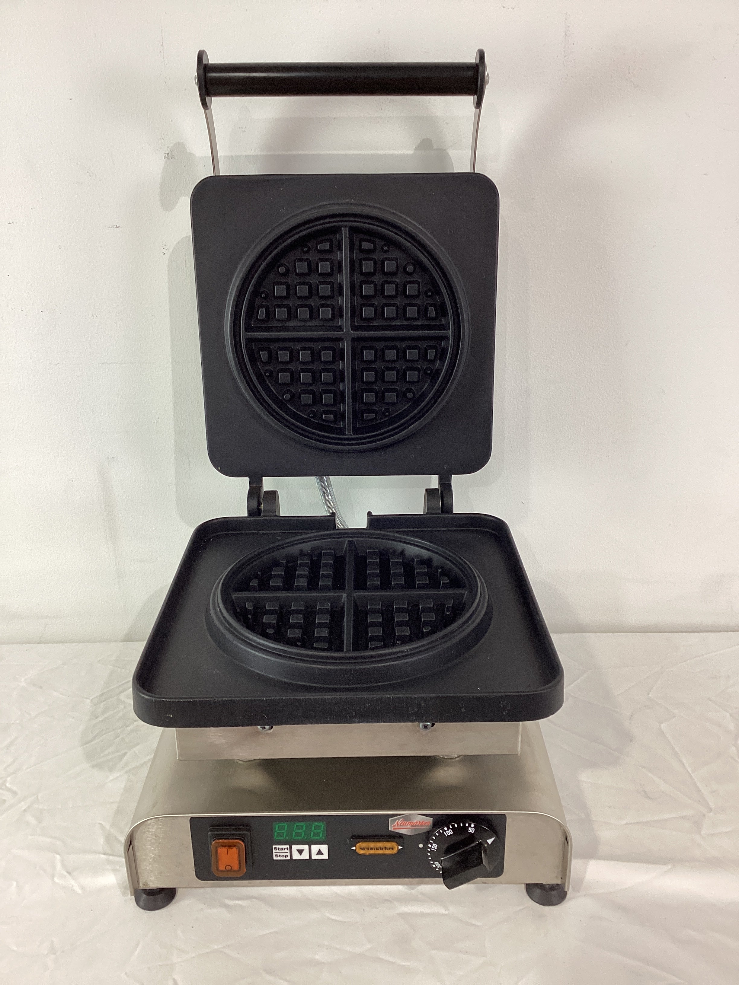 Neumarker 12-40718DT Waffle Maker - 844340