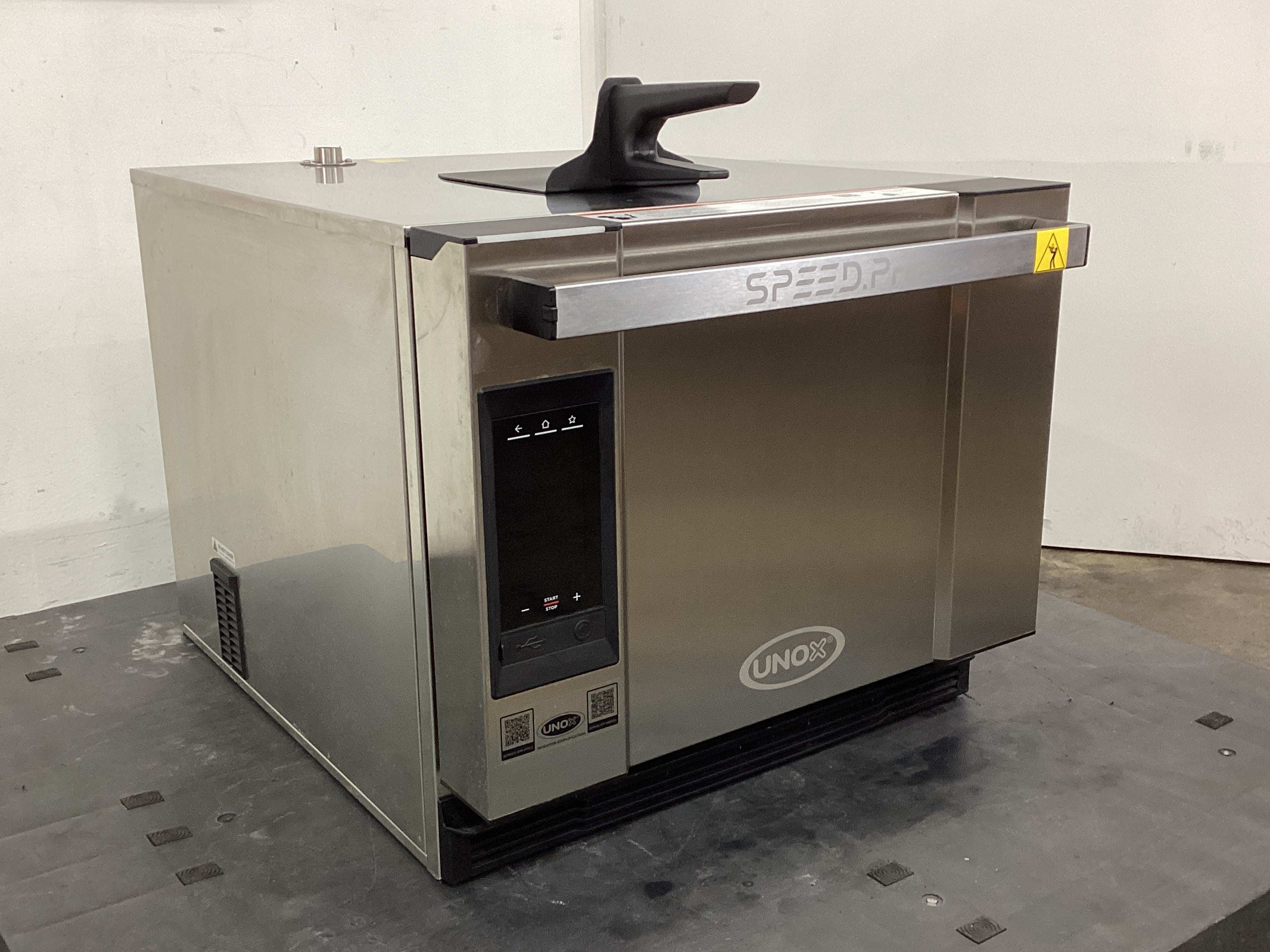 Unox XESW-03HS-MDDN Speed Oven - 844609