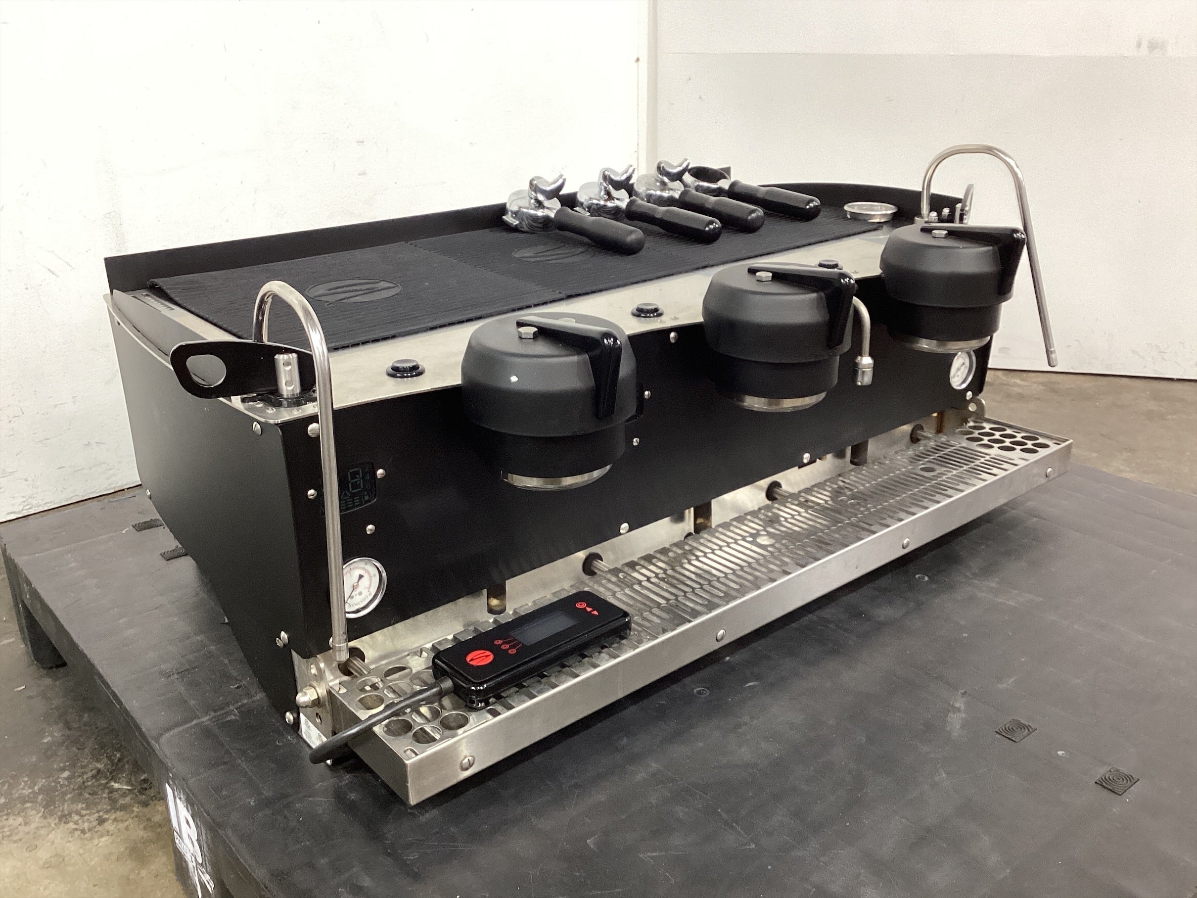 Synesso S300 3 Group Coffee Machine - 846062