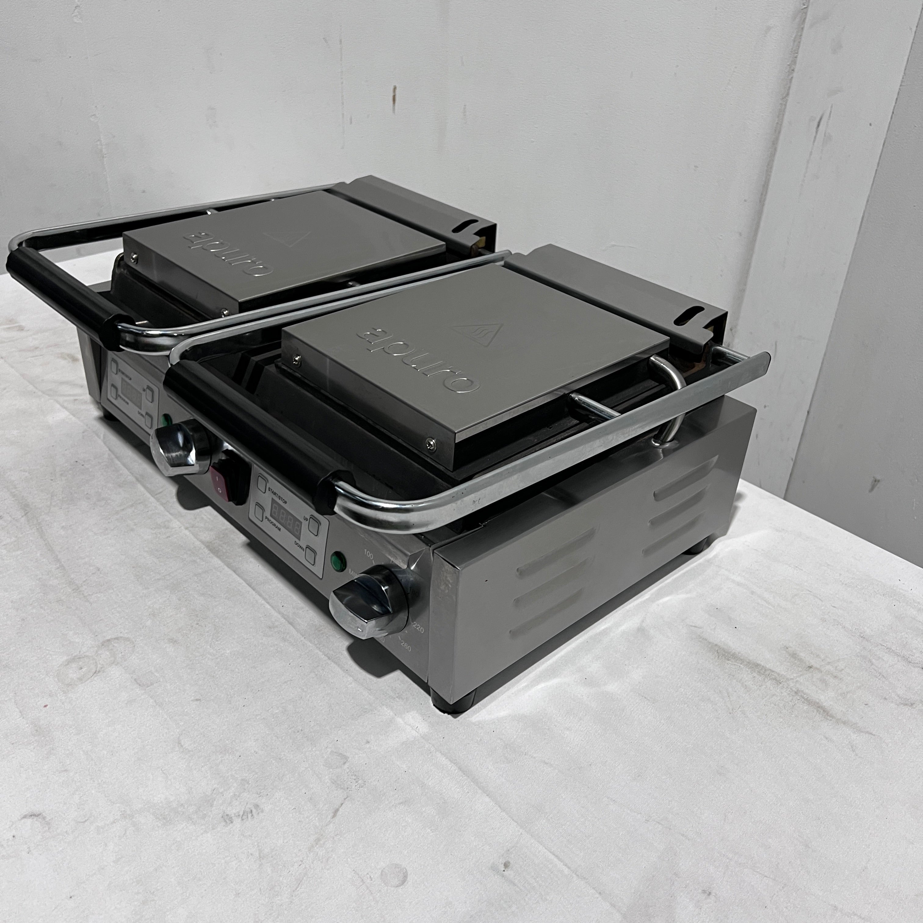 Apuro FC384-A Contact Grill - 846433