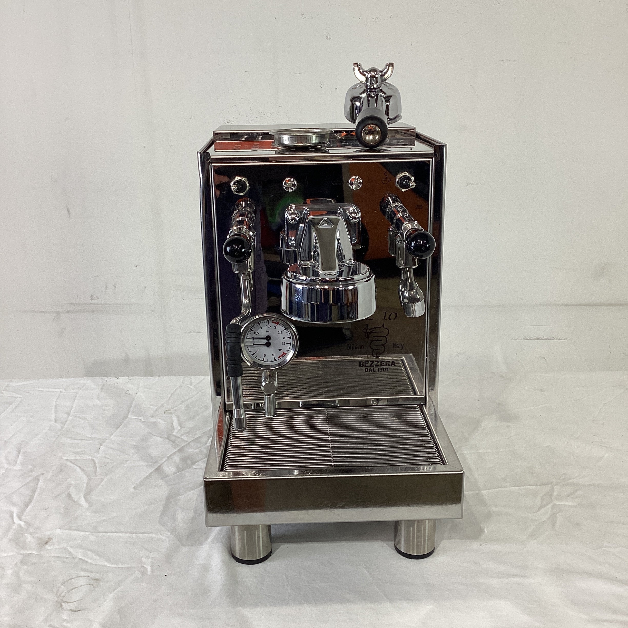 Bezzera BZ10 1 Group Coffee Machine - 846540