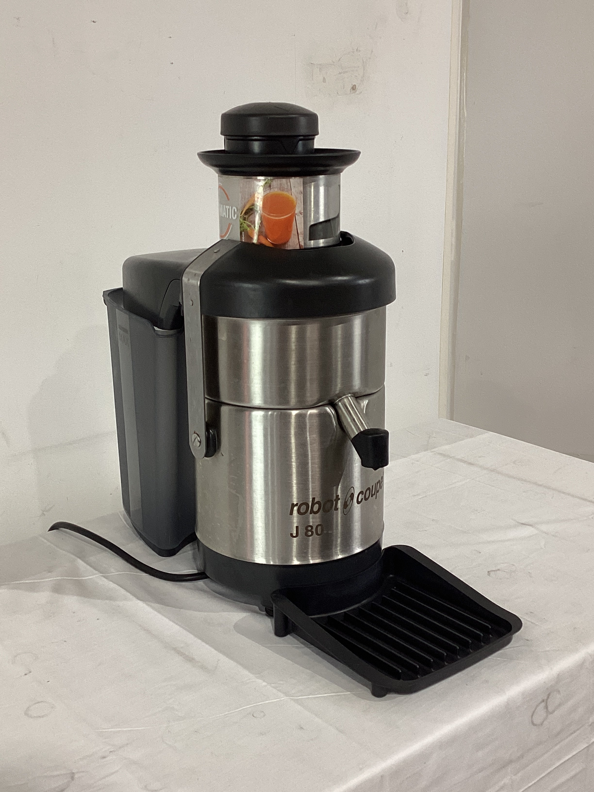 Robot Coupe J80 Automatic Juice Extractor - 846886