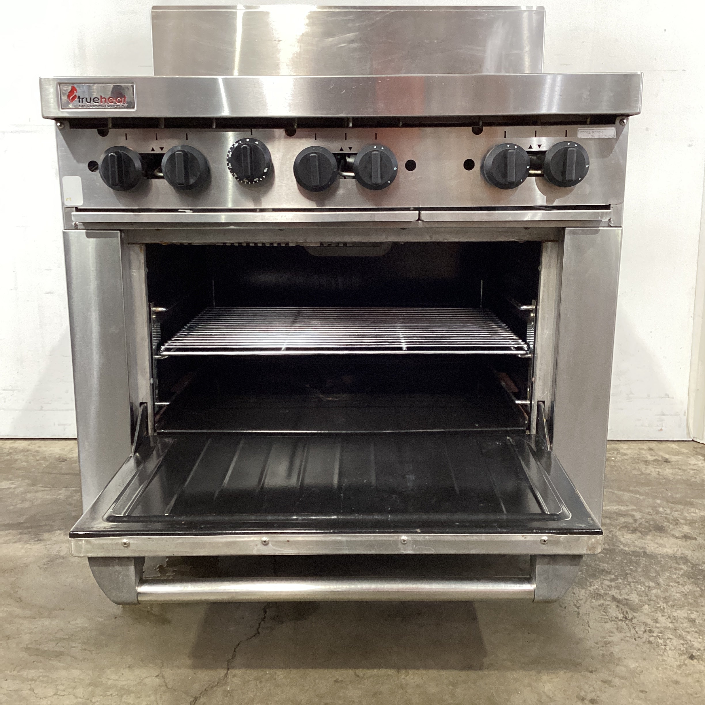Trueheat RCR9-6 Range Oven - 847683
