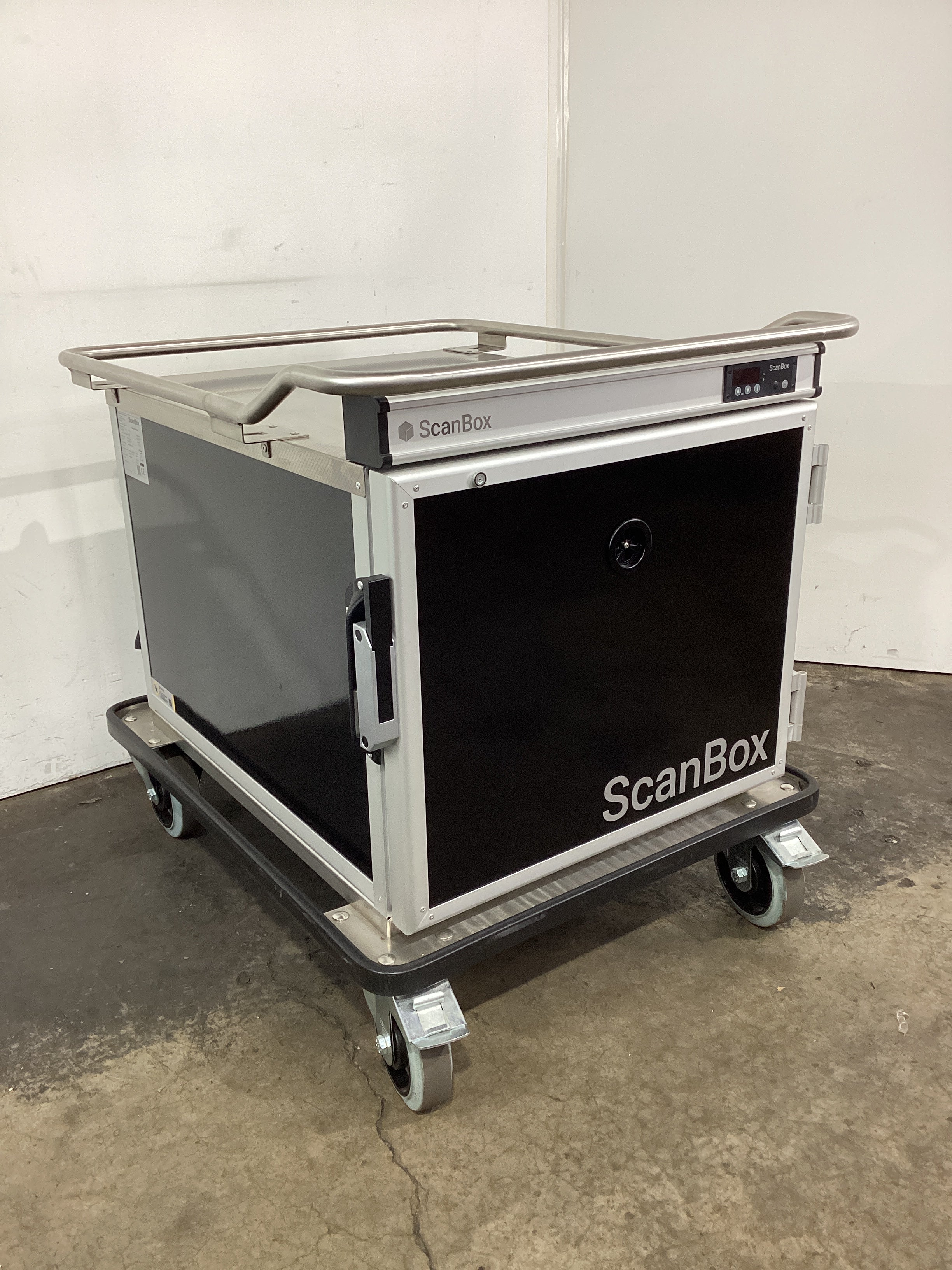 Scanbox Banquet H5 198104-1 Heated Holding Cabinet - 849494