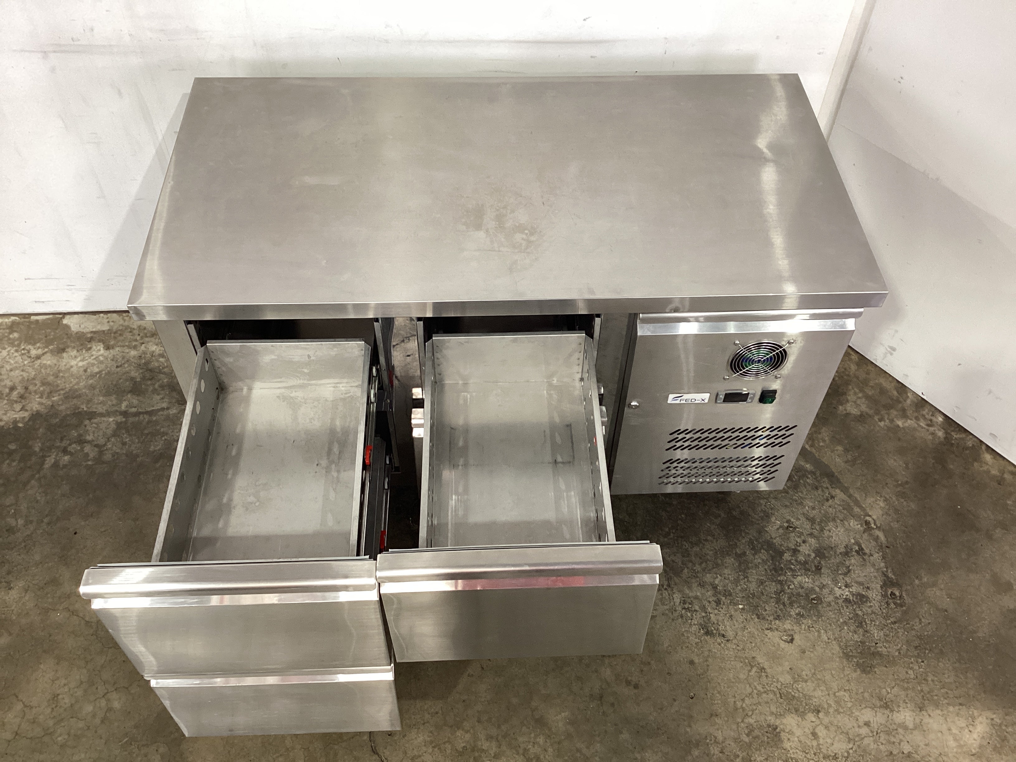FED-X XUB7F13S2V Undercounter Freezer - 850125