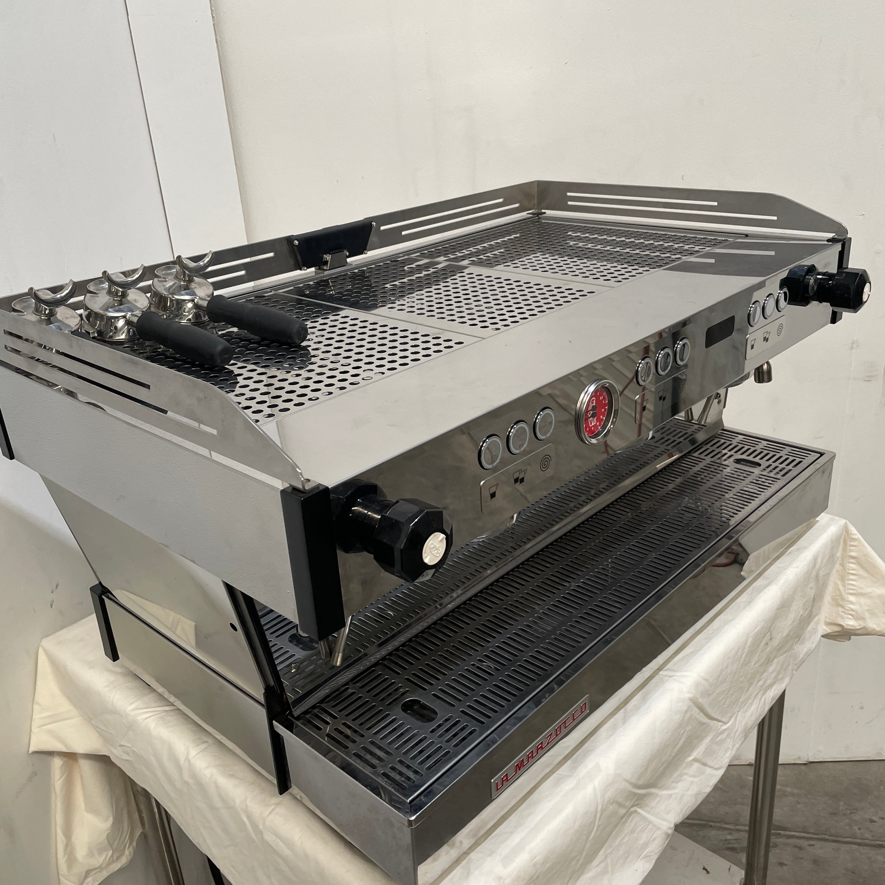 La Marzocco Linea PB 3AV 3 Group Coffee Machine - 850221