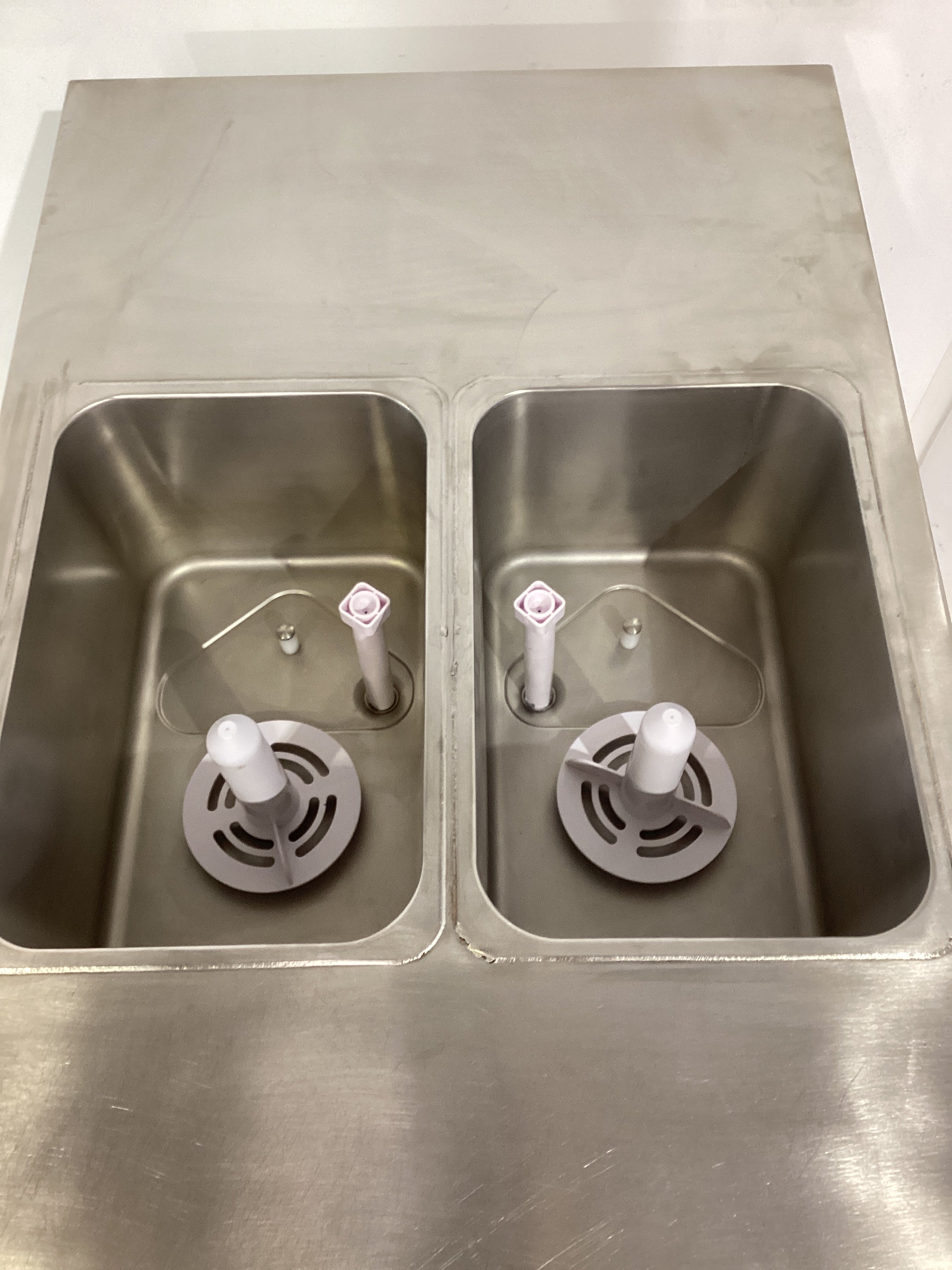 Brullen Beast Soft Serve Ice Cream Machine - 850336