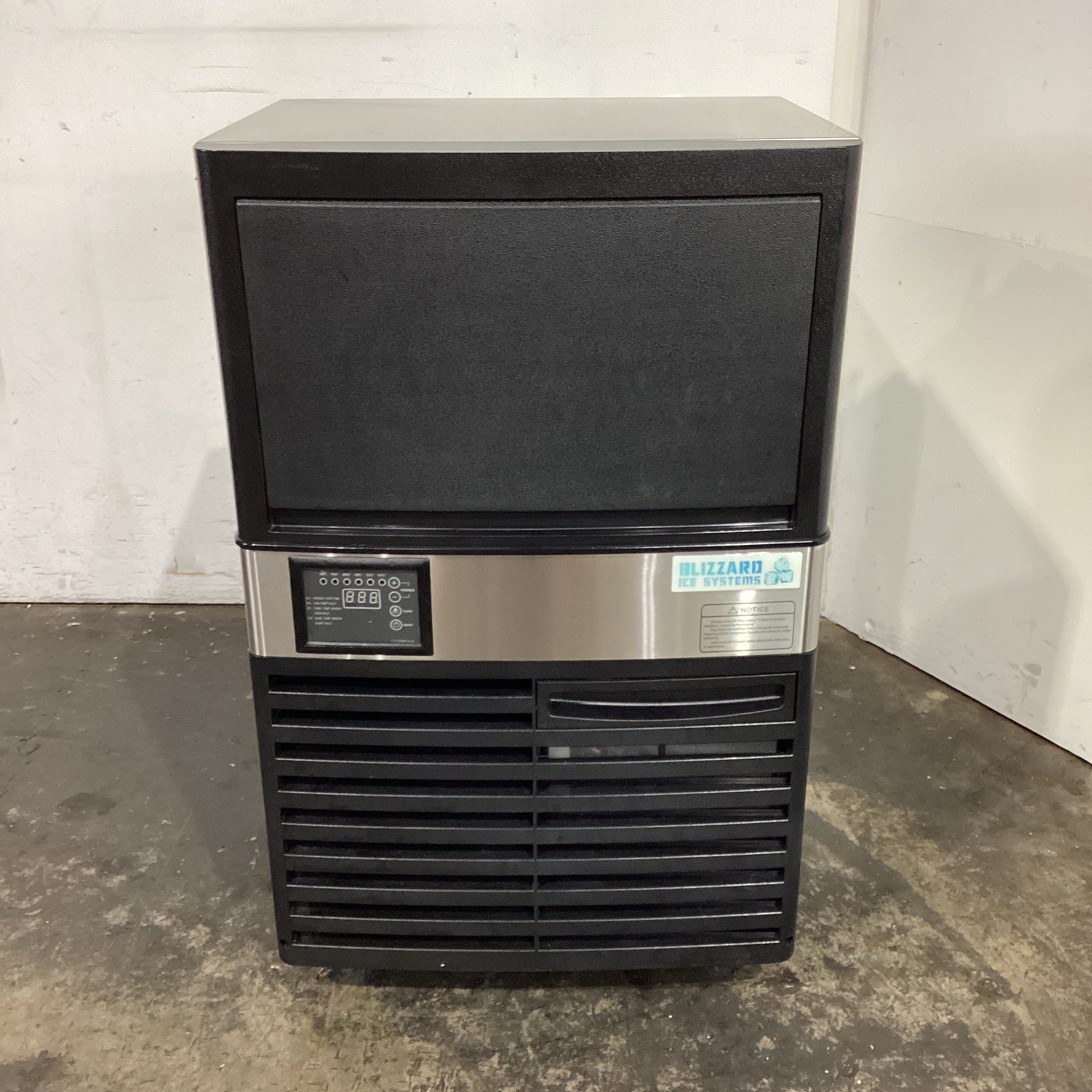 Blizzard SN-80P Ice Machine - 852653