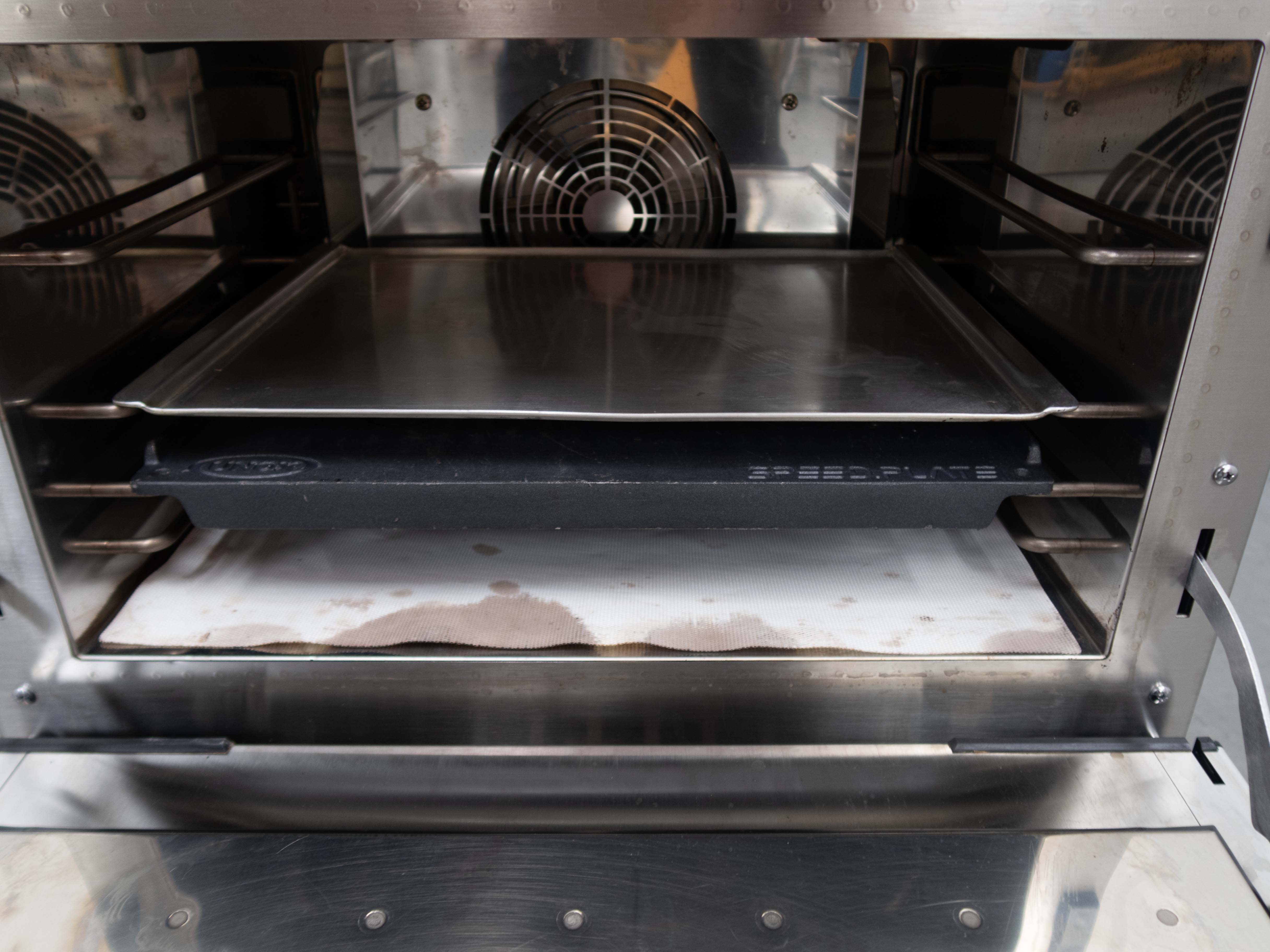 Unox XESR-03HS-MDDN Speed Oven - 852900