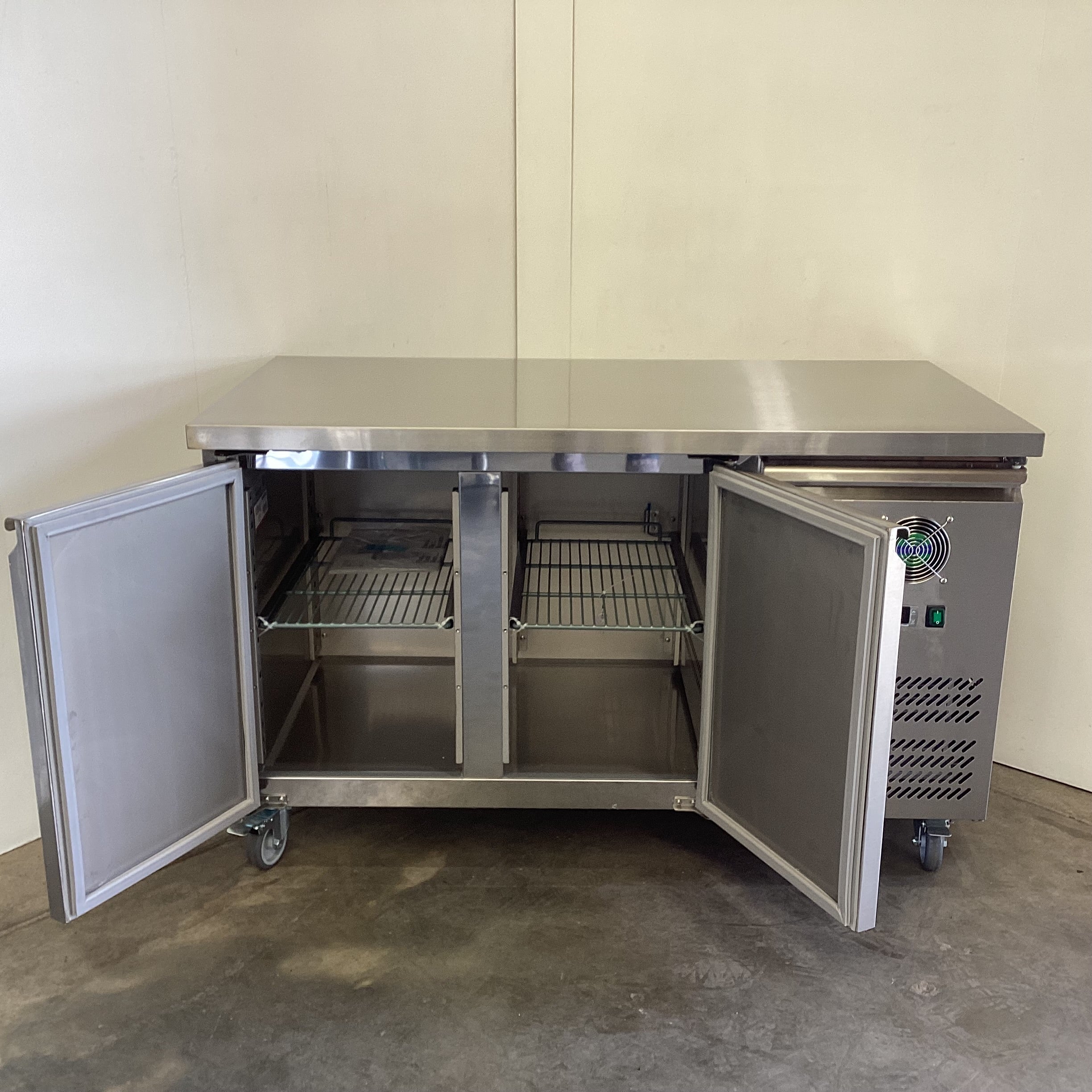 FED-X XUB7C13S2V Underbench Fridge - 853760