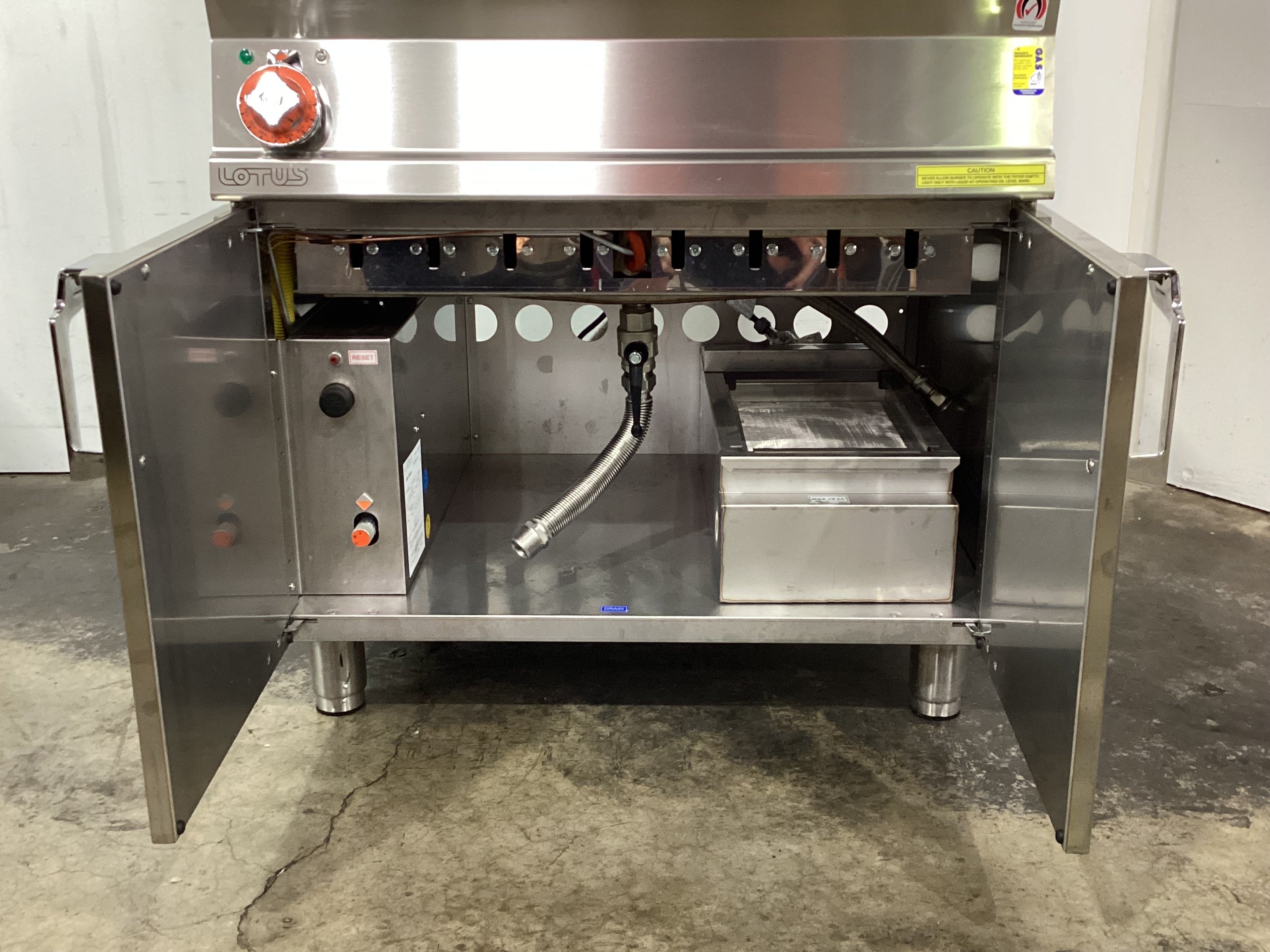 Lotus F45-78G Gas Donut Fryer - 854301