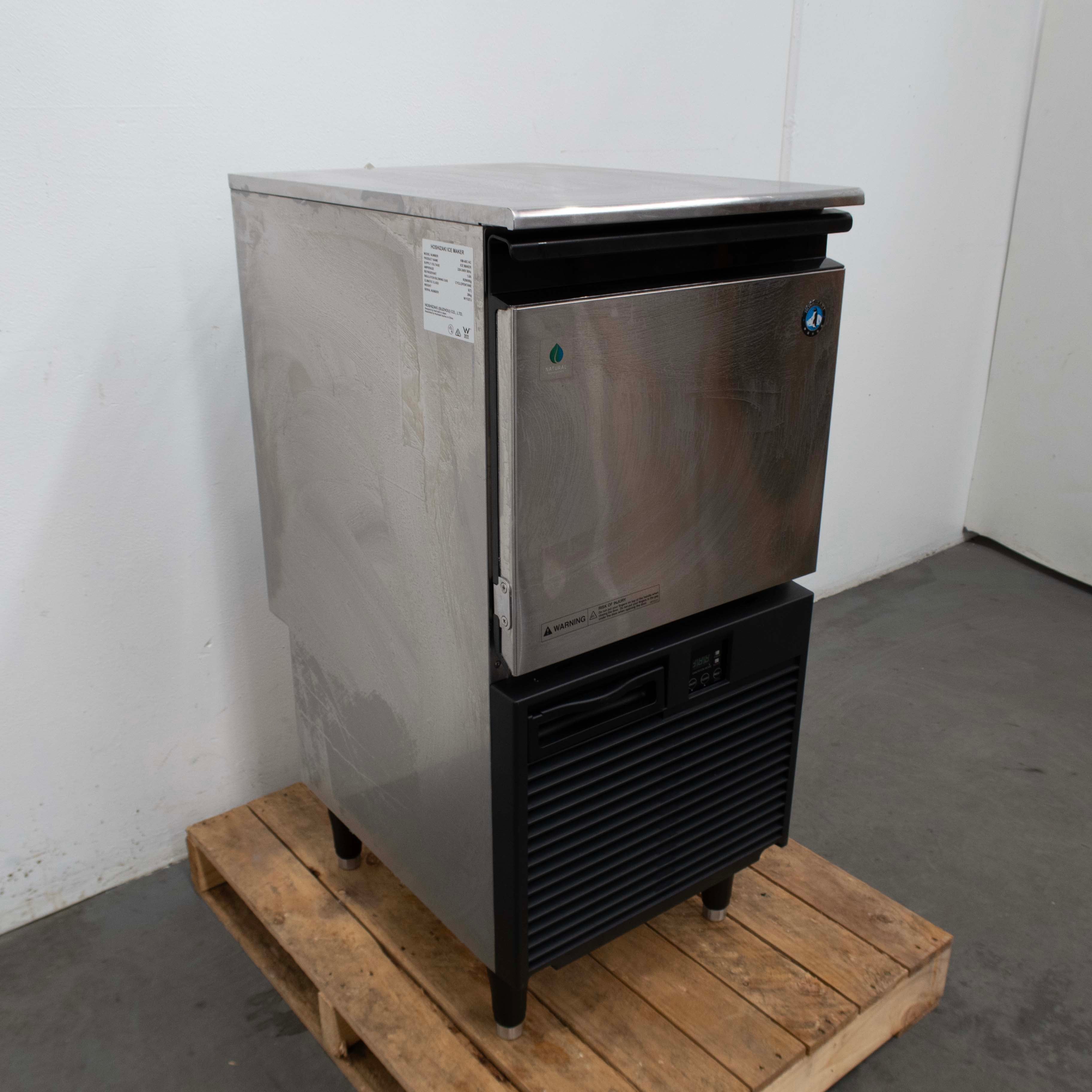 Hoshizaki KM-40CHC Ice Machine - 855254