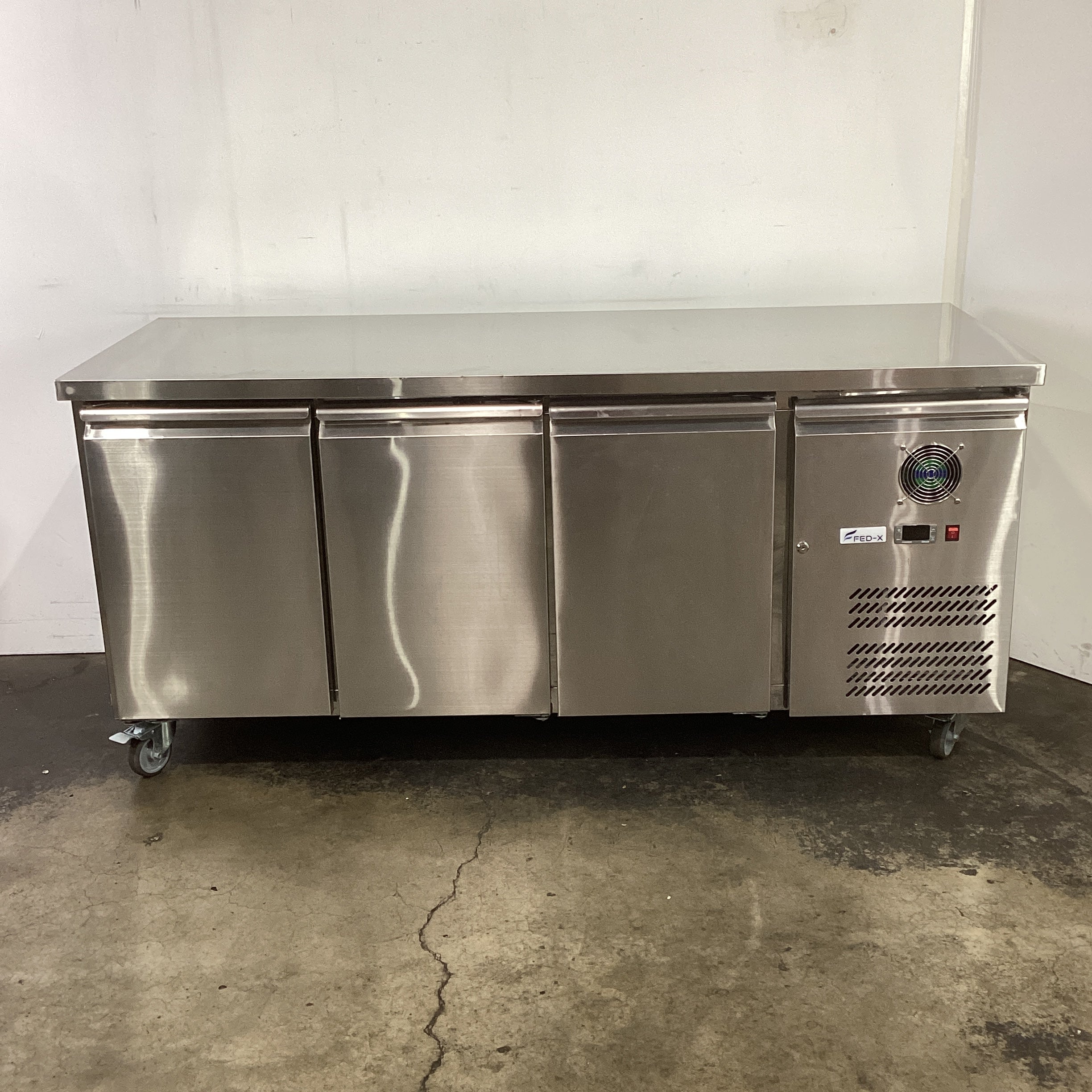 Federal XUB7F18S3V Underbench Freezer - 855326