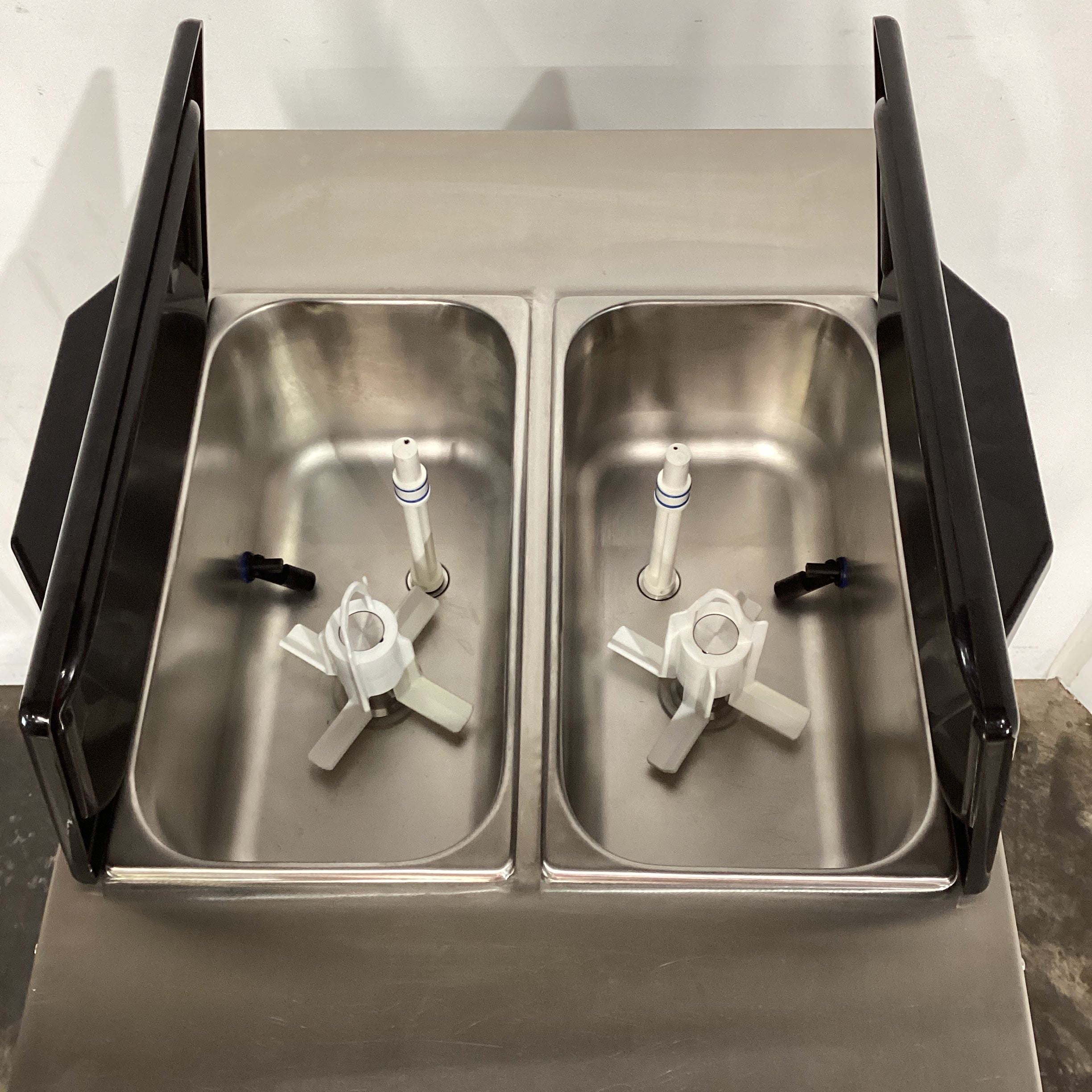 Spaceman 6250-C Soft Serve Ice Cream Machine - 856119