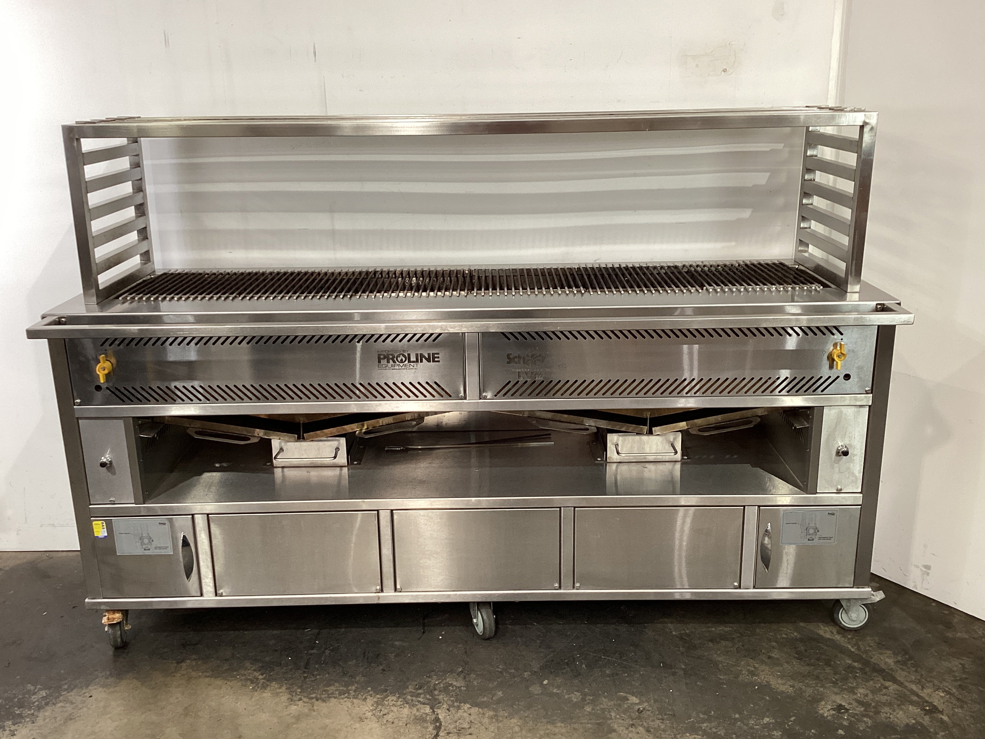 Scheer LV610A Lava Rock Rotisserie - 858381