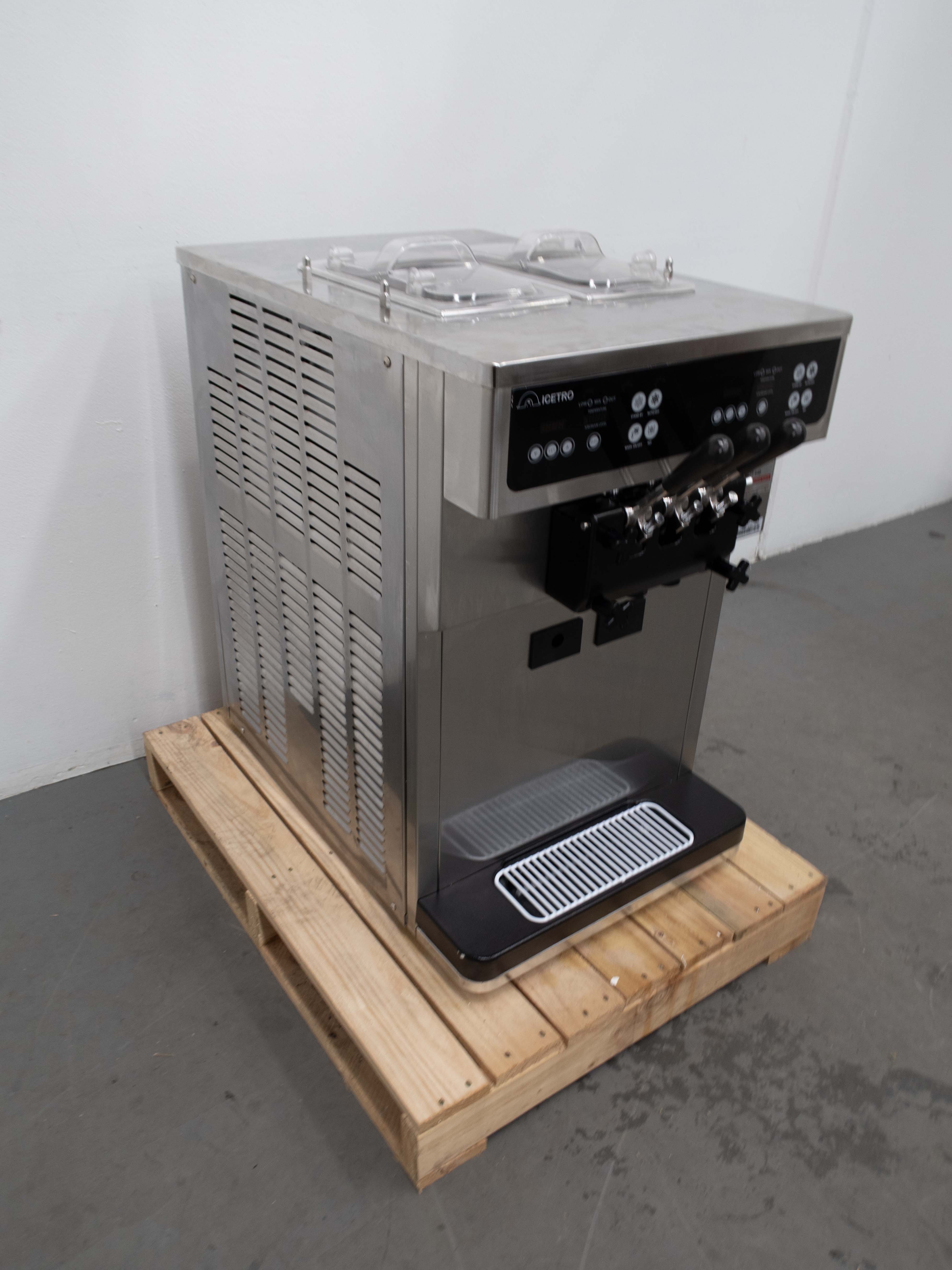 Icetro ISI-163TT Countertop Soft Serve Machine - 859050