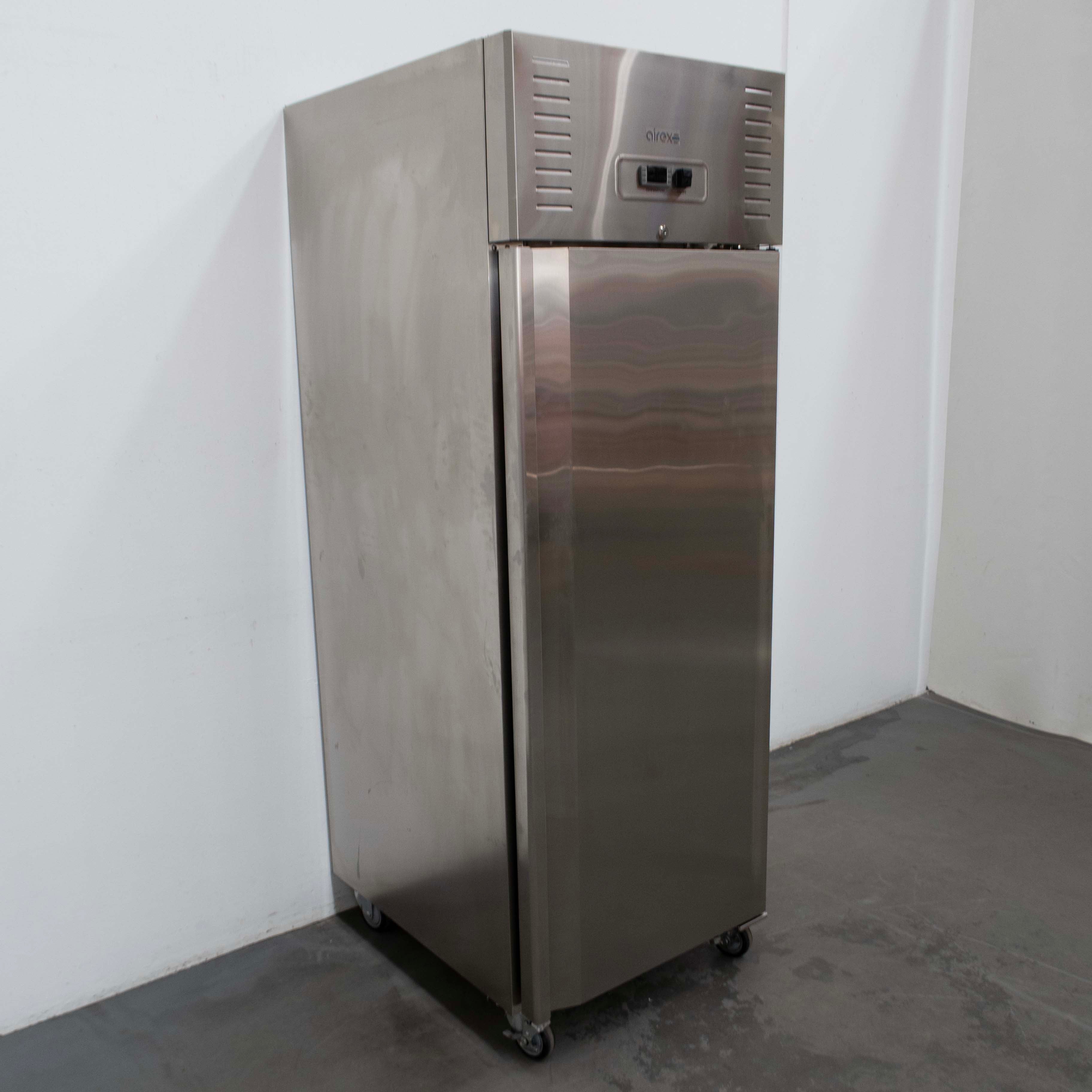 Airex AXR-URGN-1 Upright Fridge - 859760