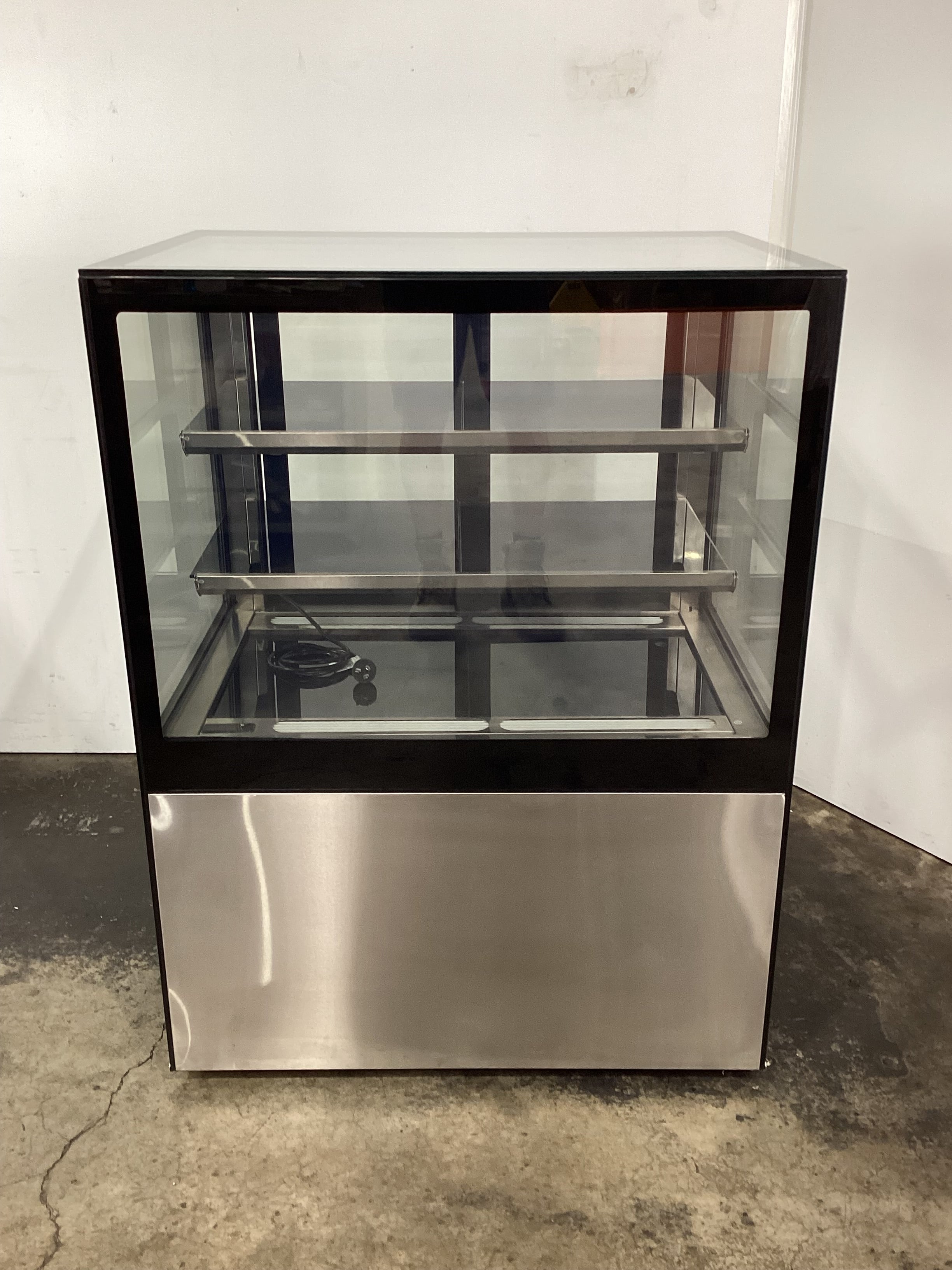 Polar DB950-A-02 Cake Display - 860503