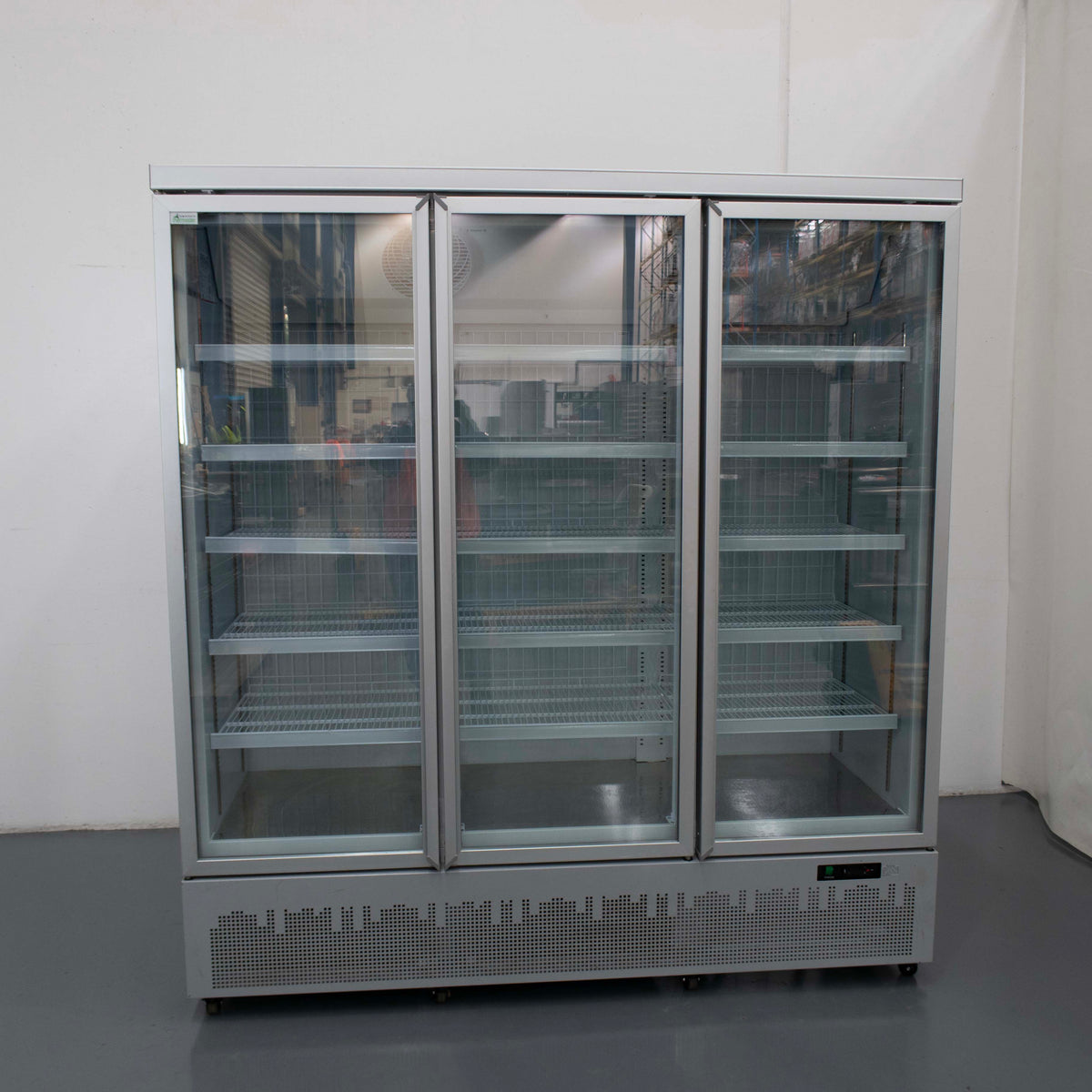 Thermaster LG-1500GBMF Upright Freezer - 861337
