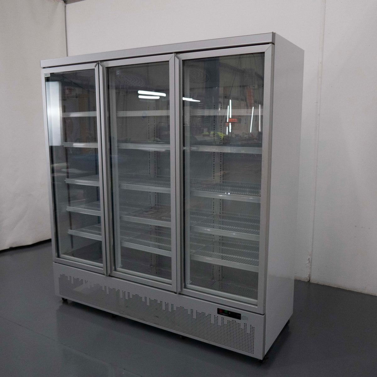 Thermaster LG-1500GBM Refrigerator - 861339