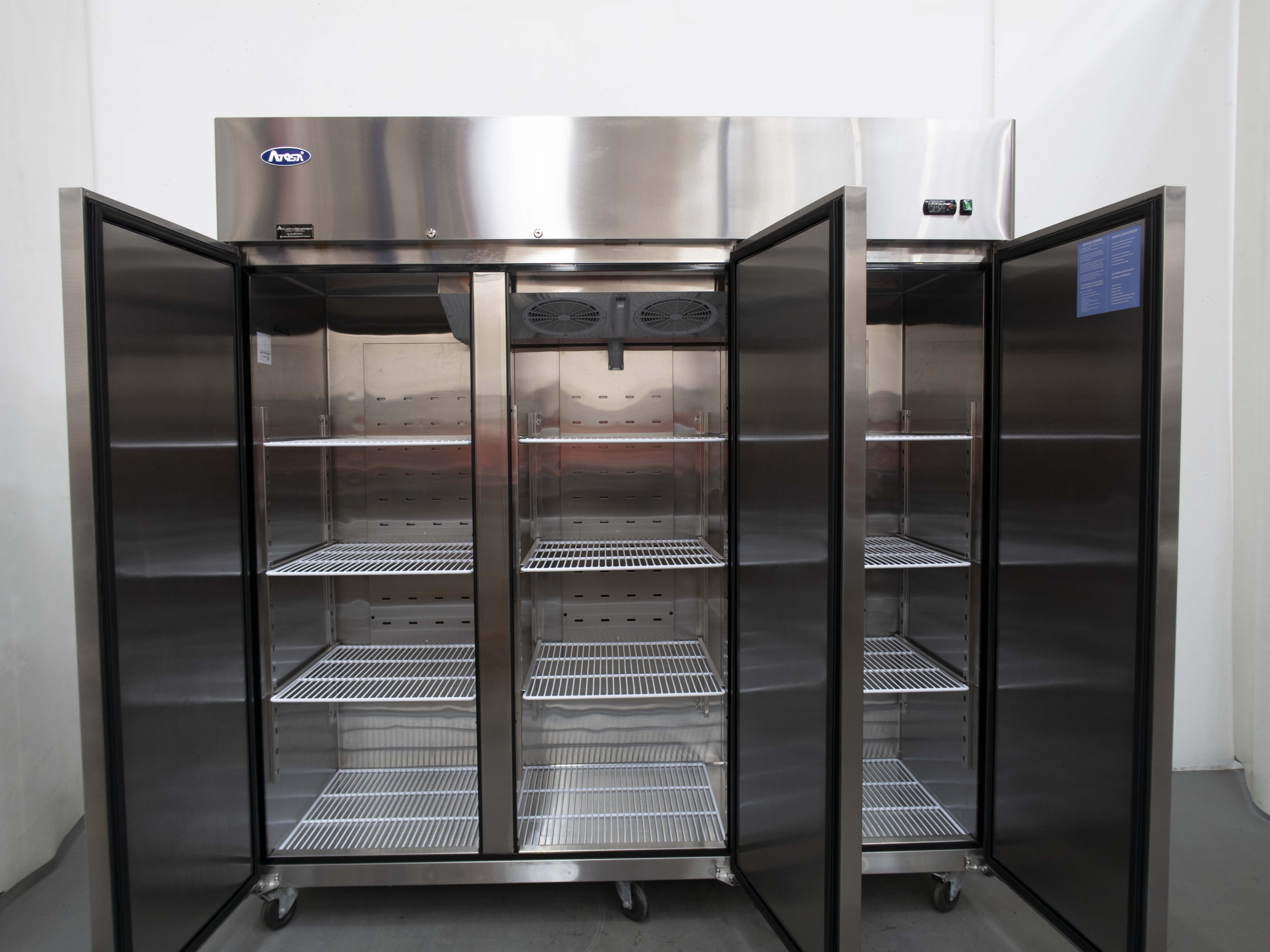 Atosa MBF8006 Upright Fridge - 861380