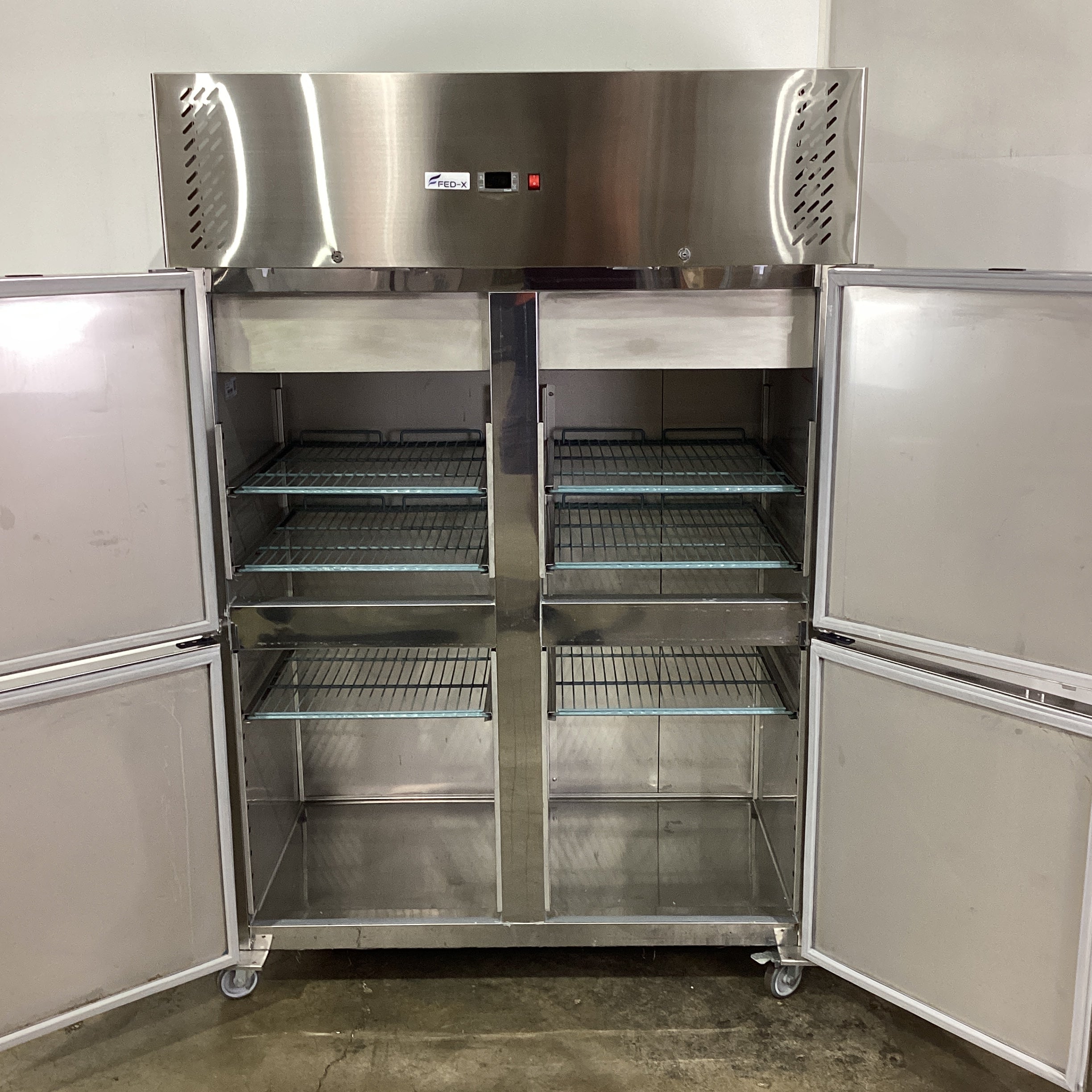 FED-X XURC1200S2V Upright Fridge - 861968