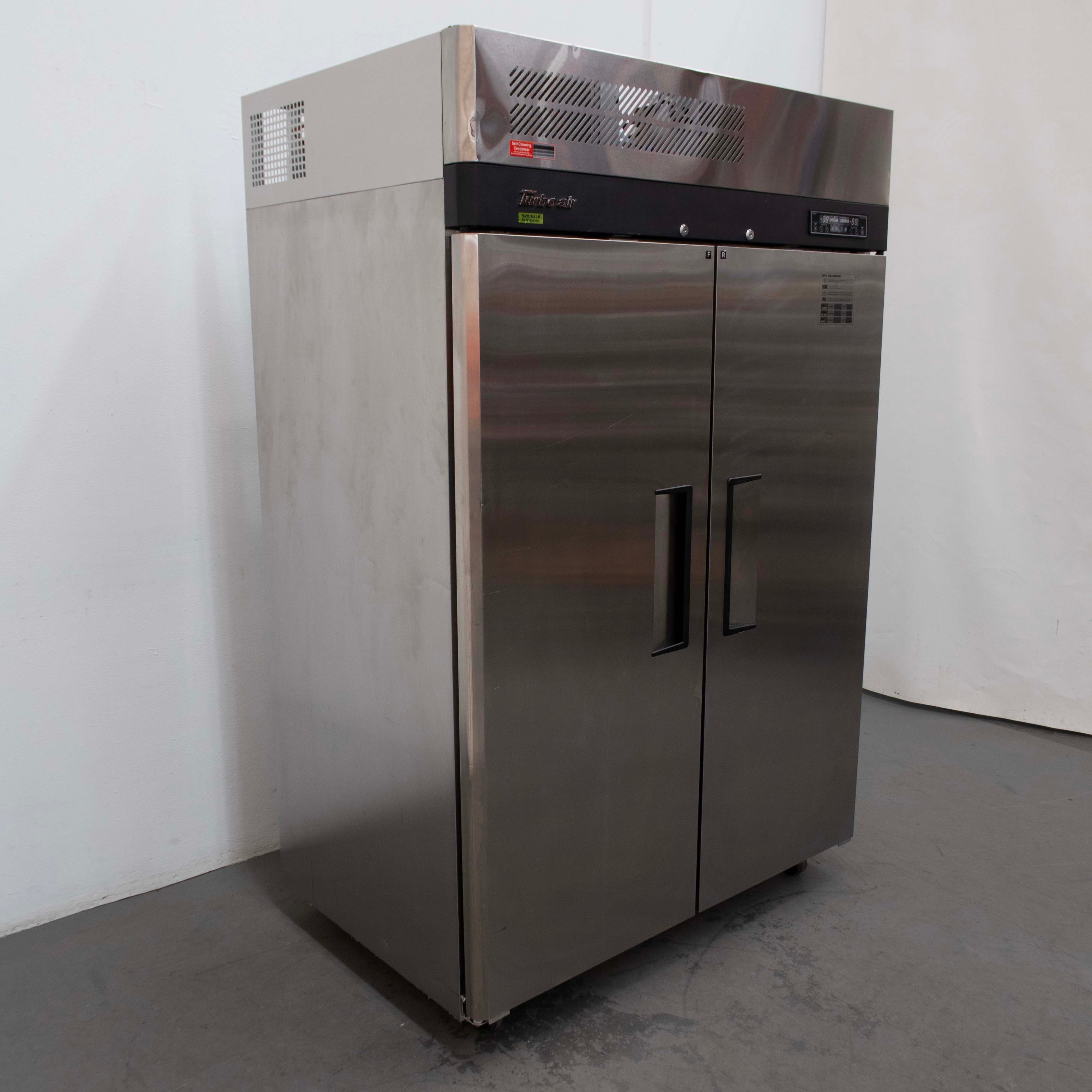 Turbo Air KRF45-2H-N Upright Fridge/Freezer - 862954