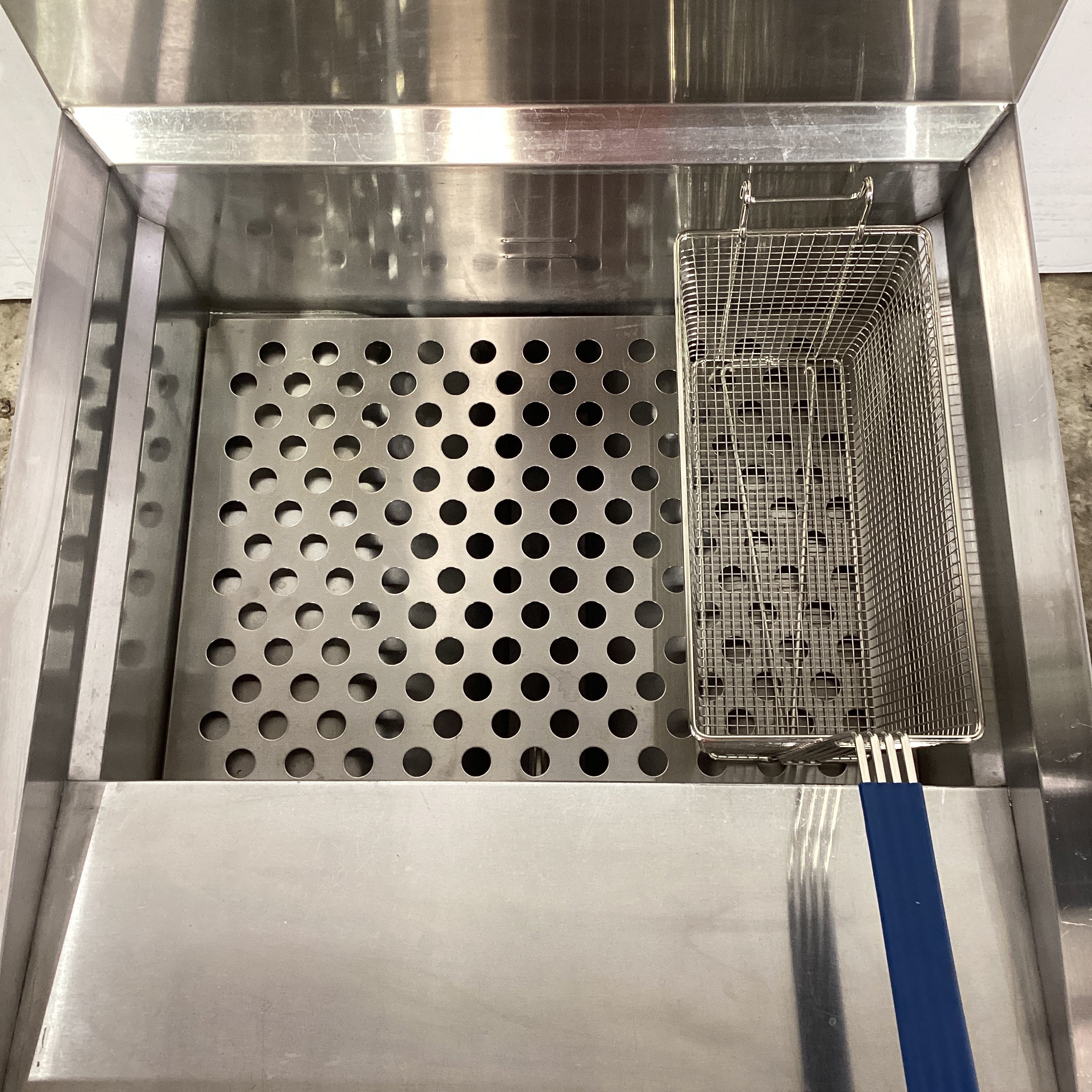 Blue Seal GT60 Fryer - 863576