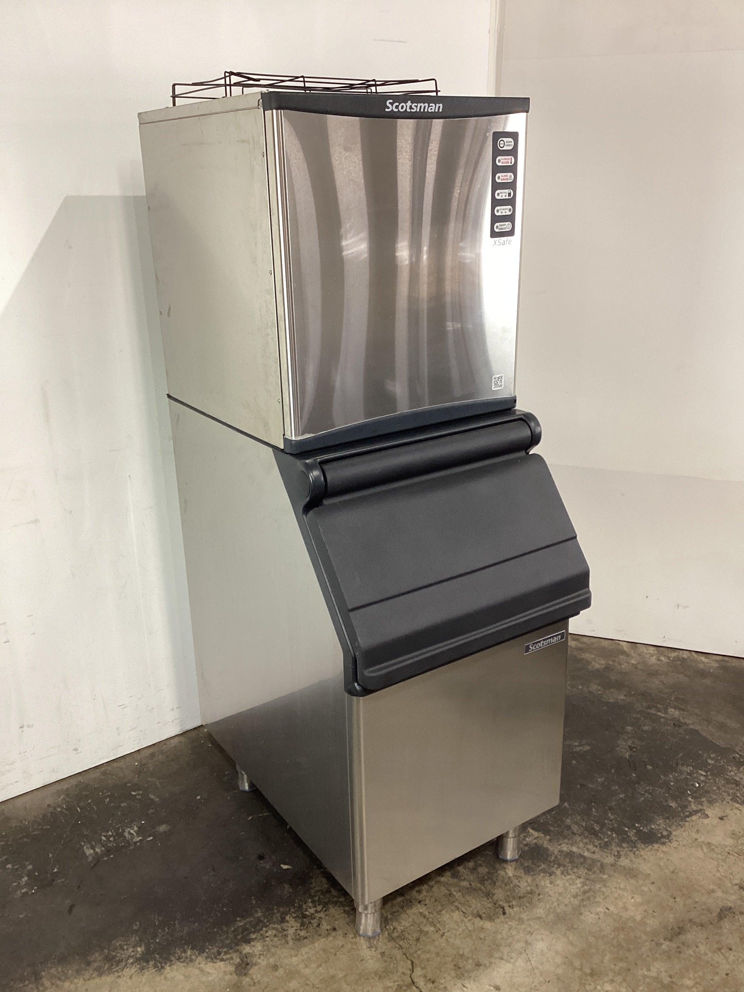 Scotsman NWH507AS + NB193 Ice Machine - 864735
