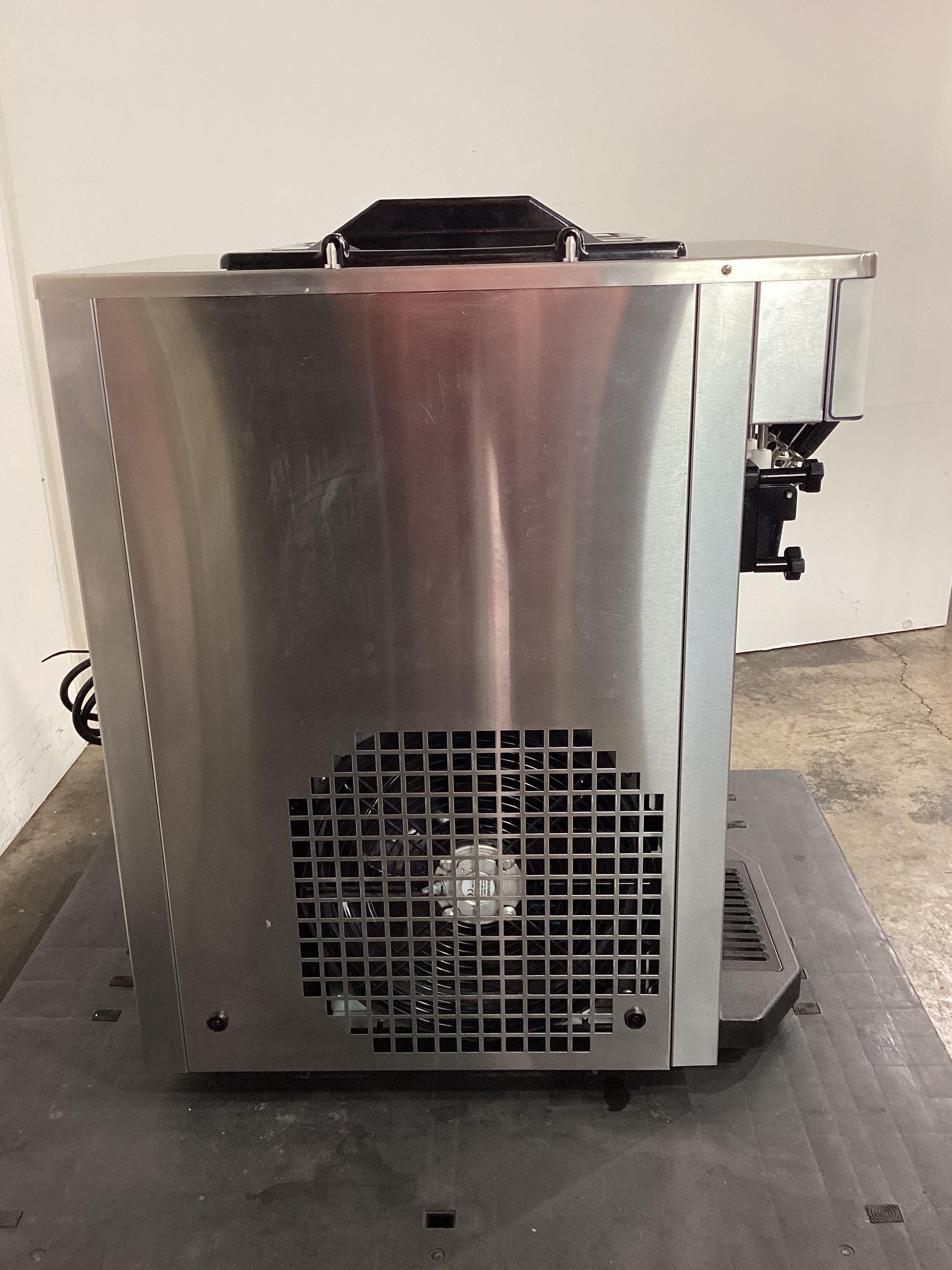 Spaceman 6235A-C Ice Cream Machine - 865033