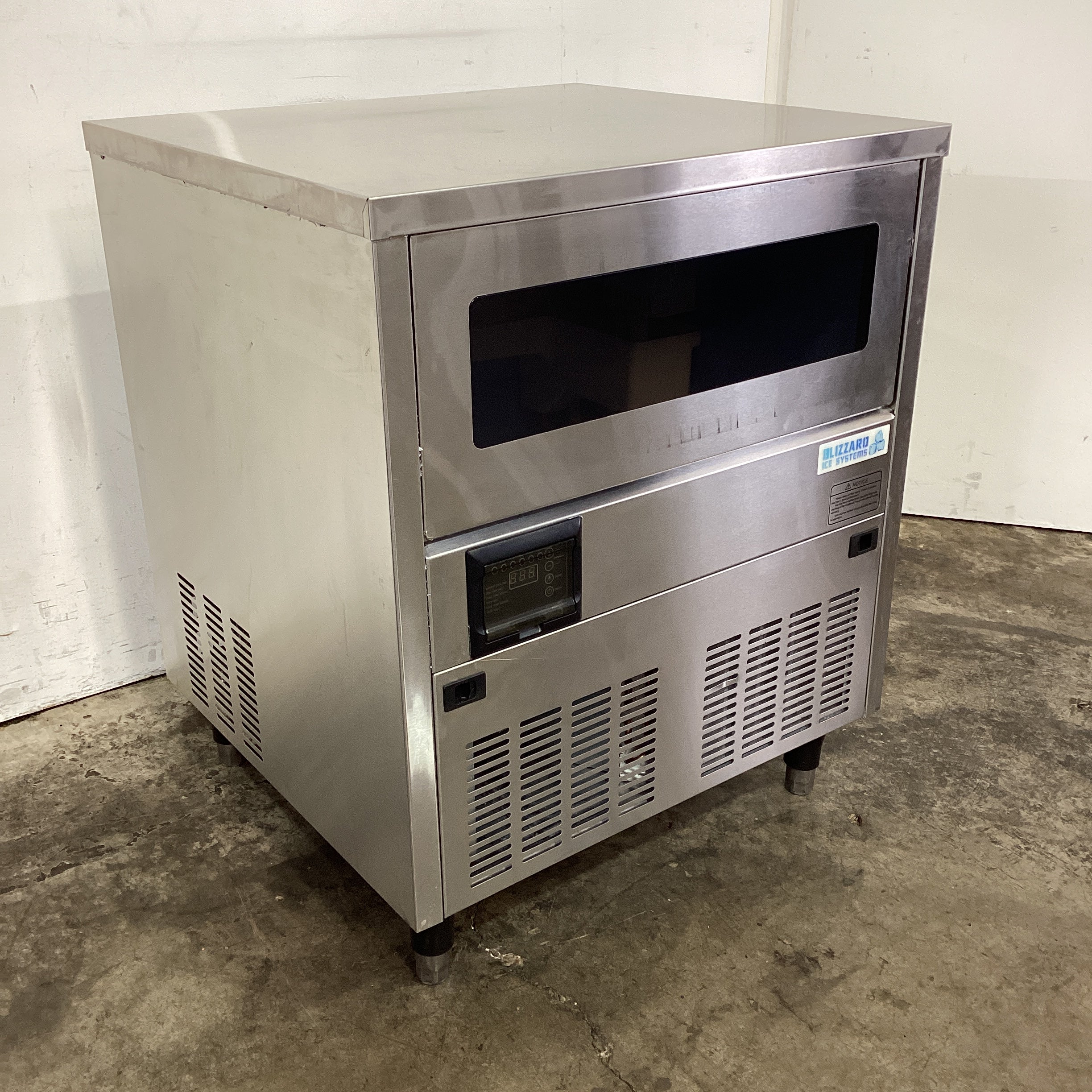 Blizzard SN-81B Ice Machine - 865343