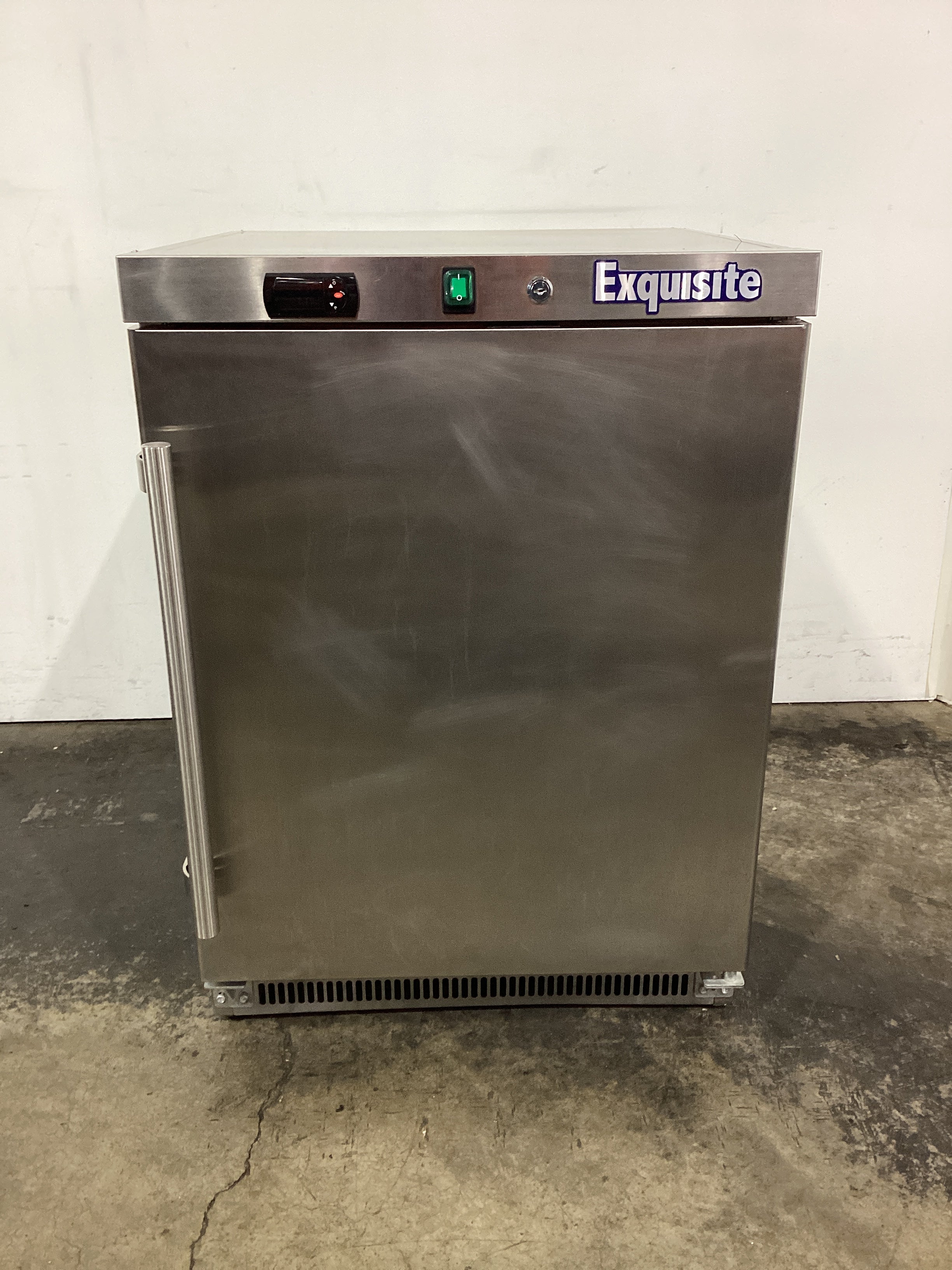 Exquisite MF210H Underbench Freezer - 866323