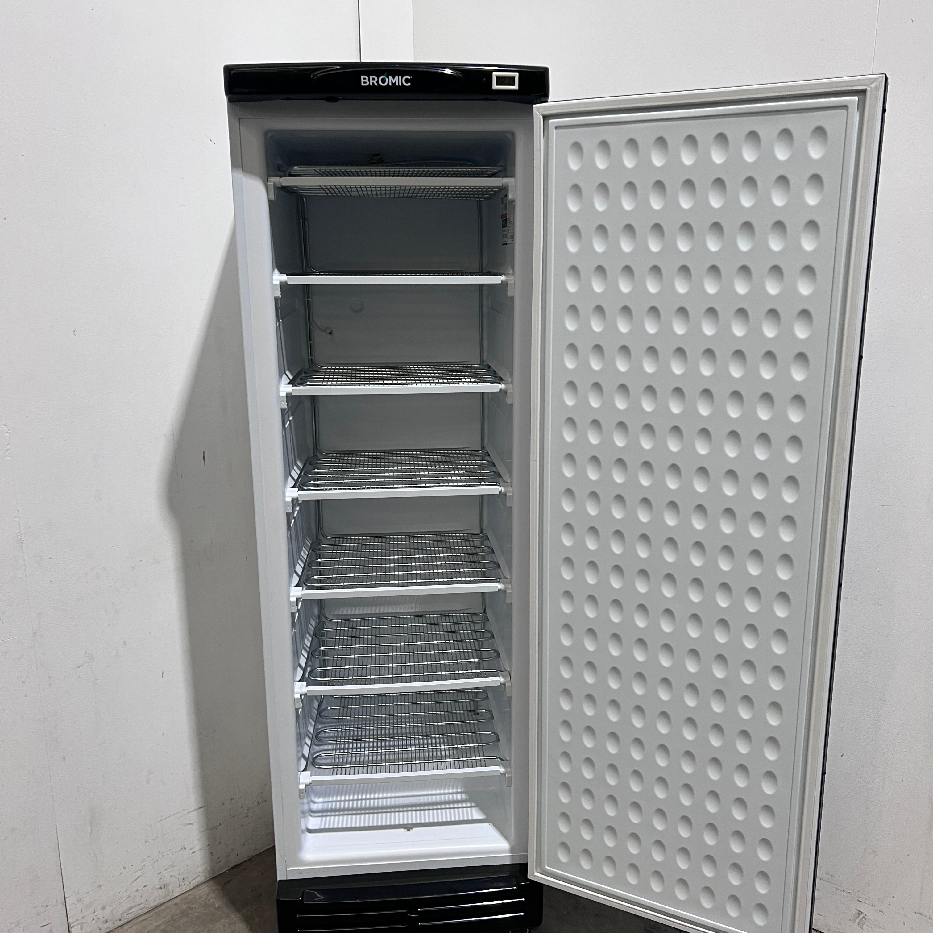Bromic UF0374SDS Upright Freezer - 866760