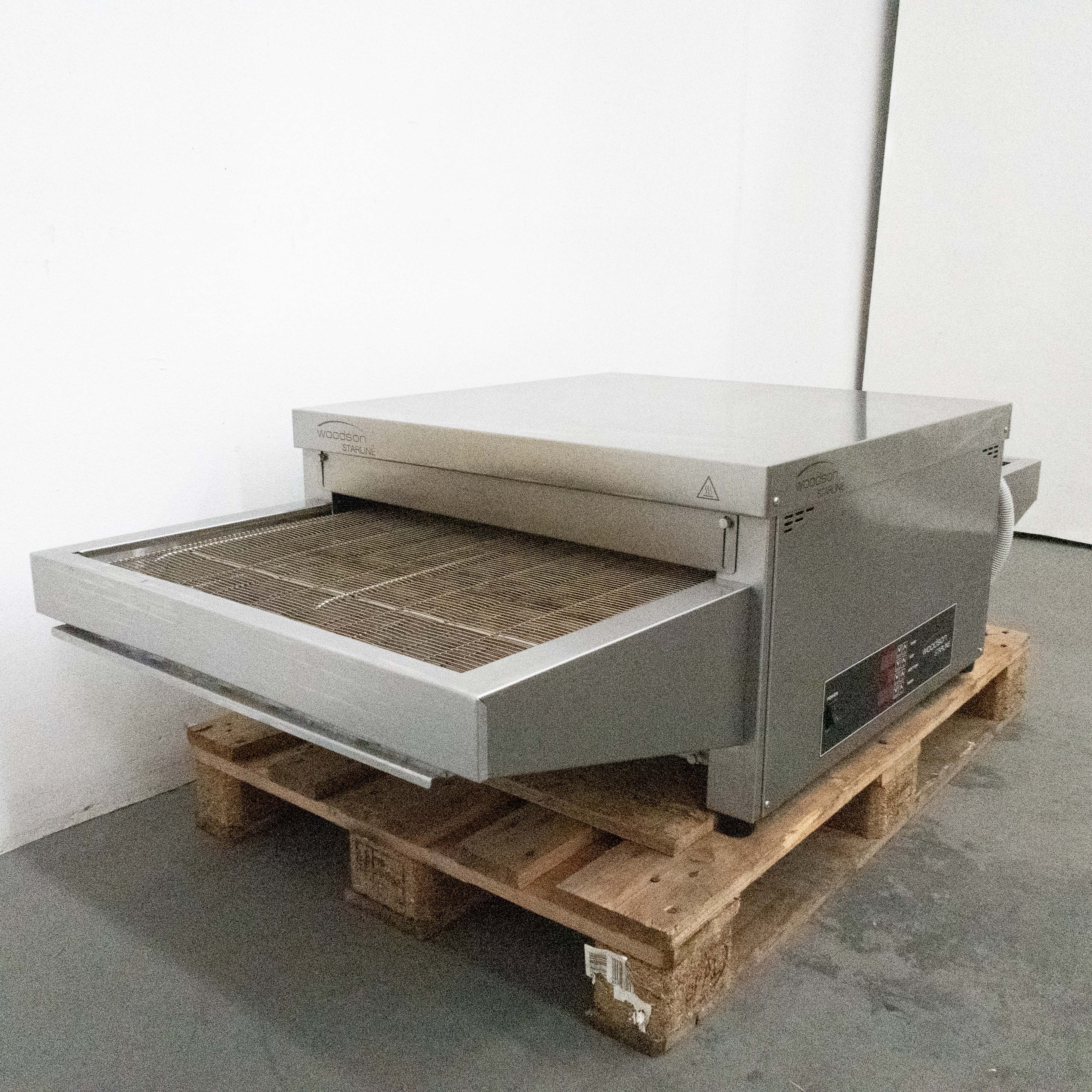Woodson W.CVP.C.24E Conveyor Oven - 869272