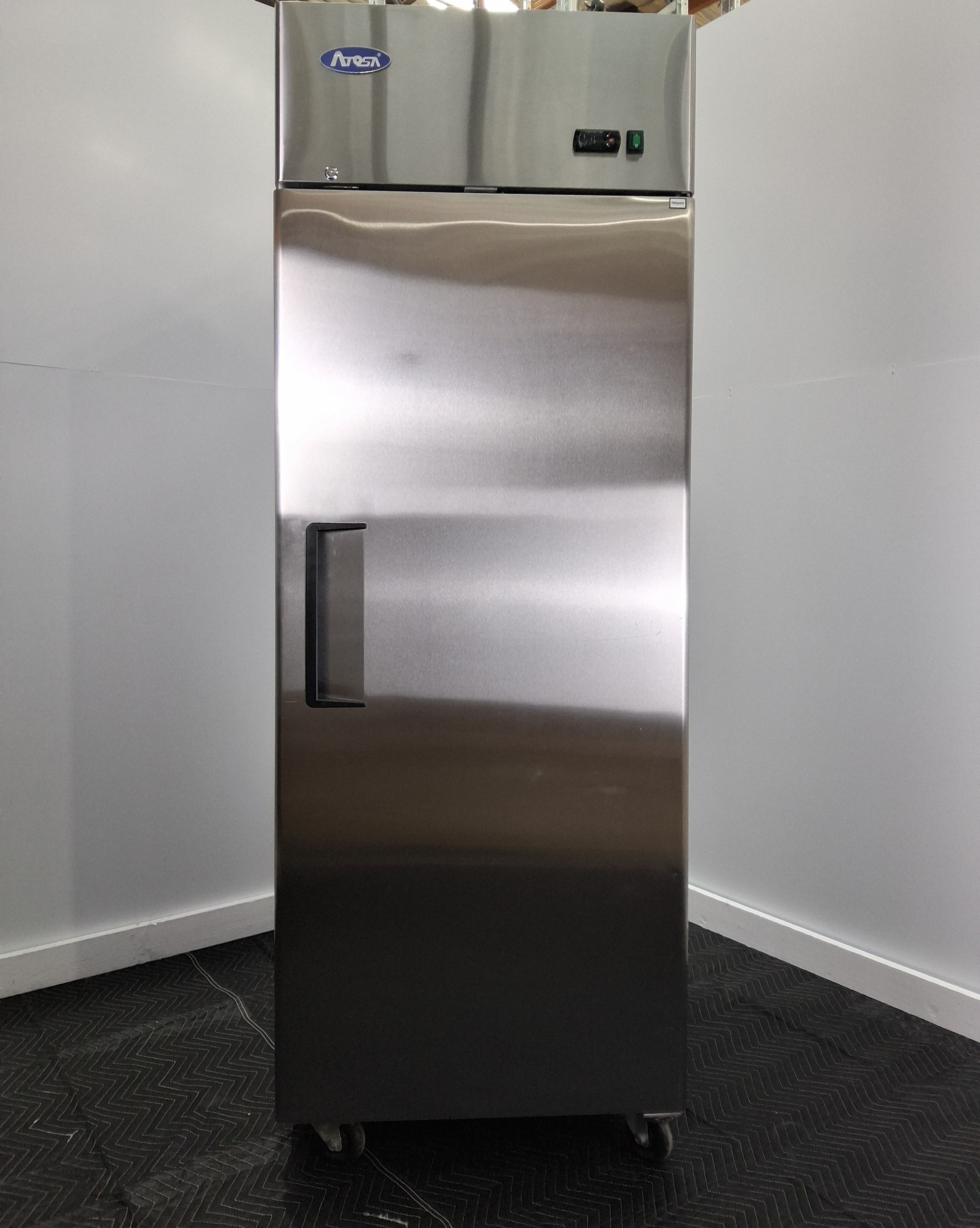 Atosa MBF8004GR Upright Fridge - 869501