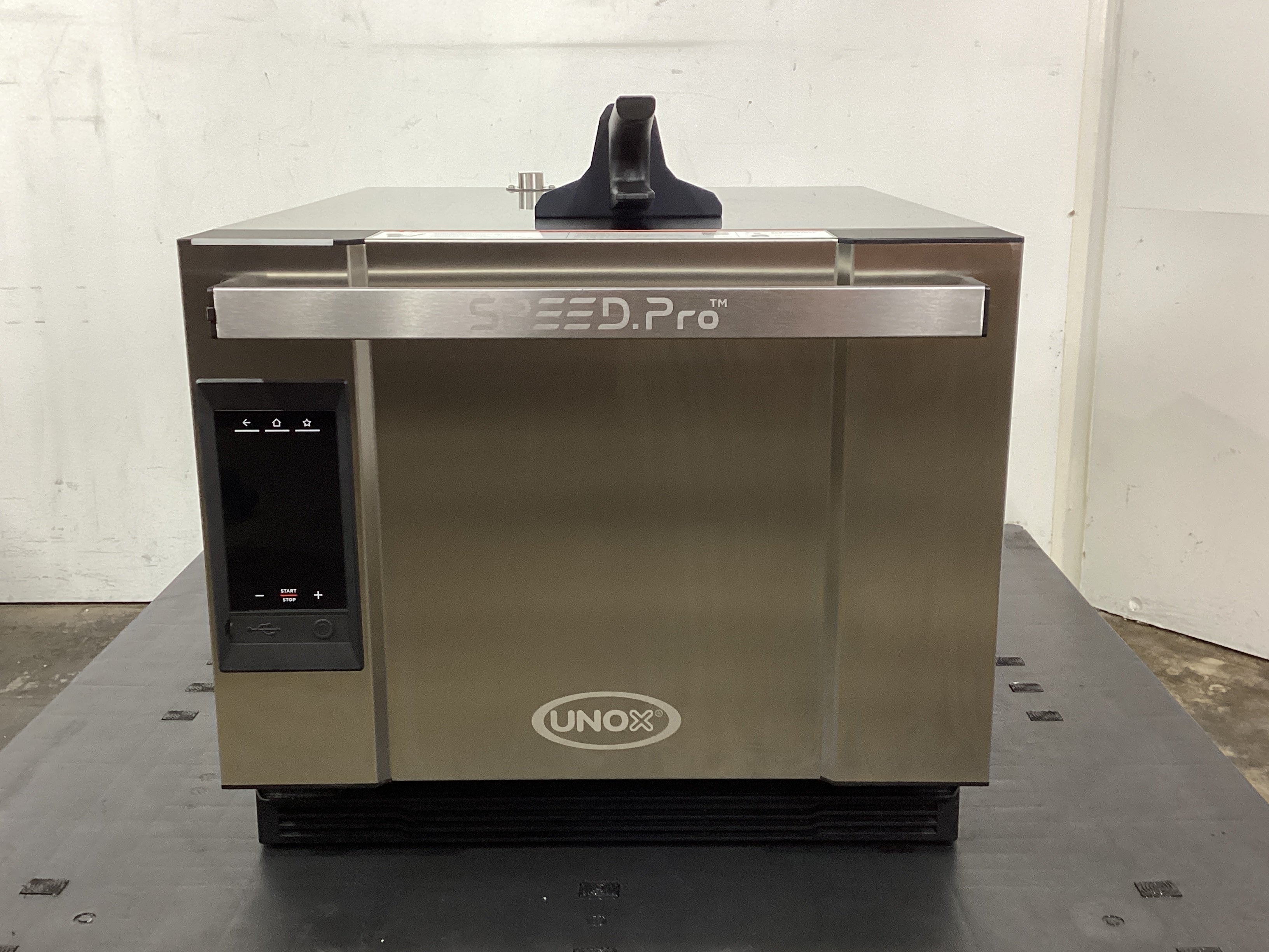 Unox XESR-03HS-MDDN Speed Oven - 870255