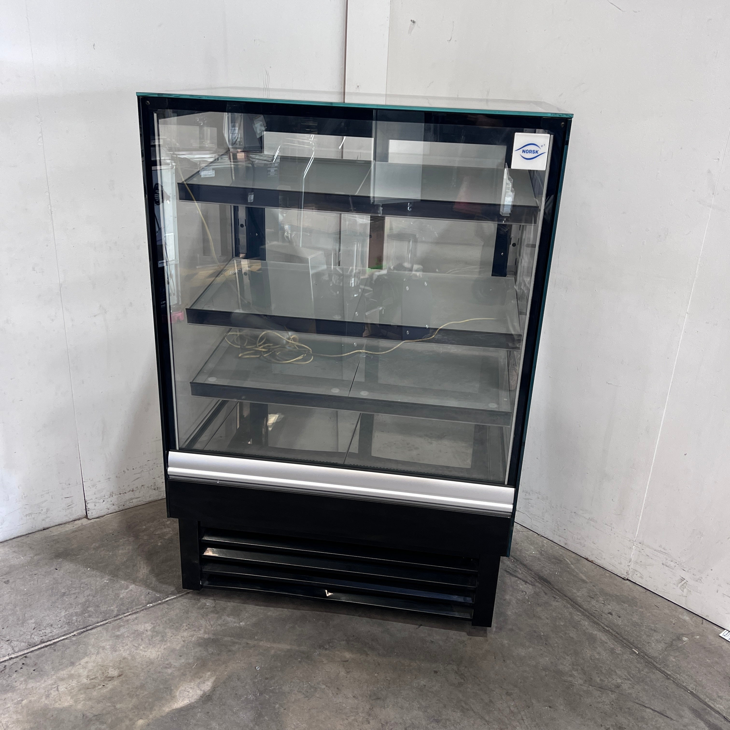 Norsk NSK-CD900 Cold Food Display - 871480