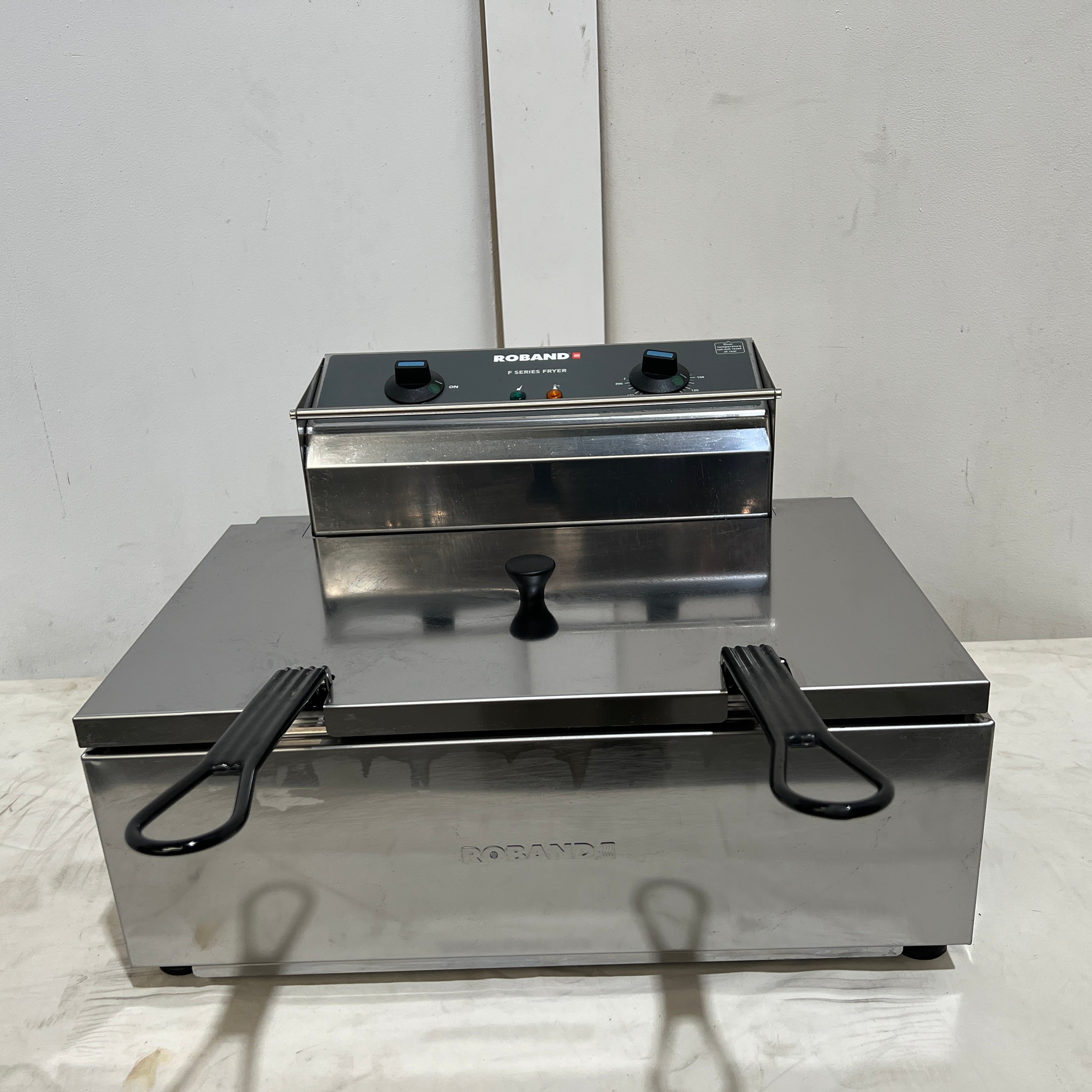 Roband F111 Countertop Fryer - 871691