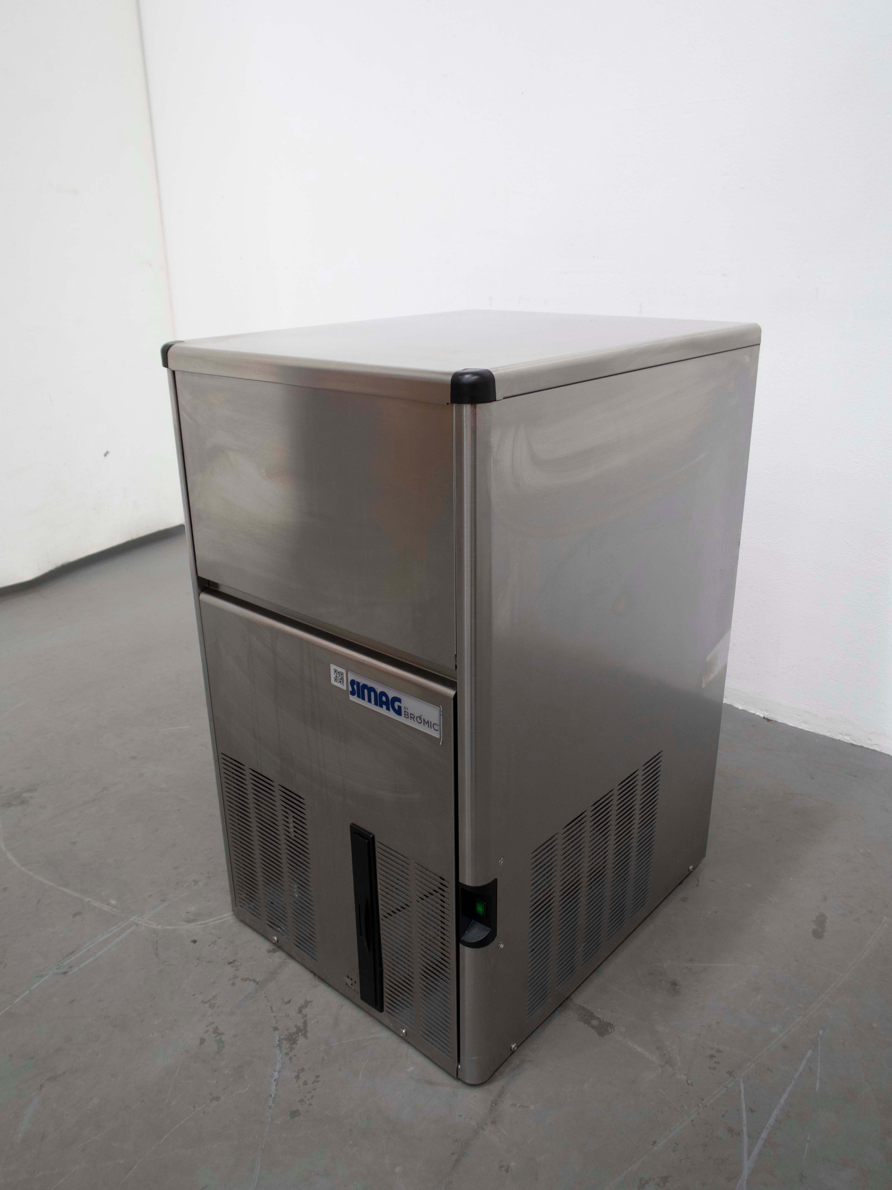 Bromic IM0043SSC Ice Machine - 873661