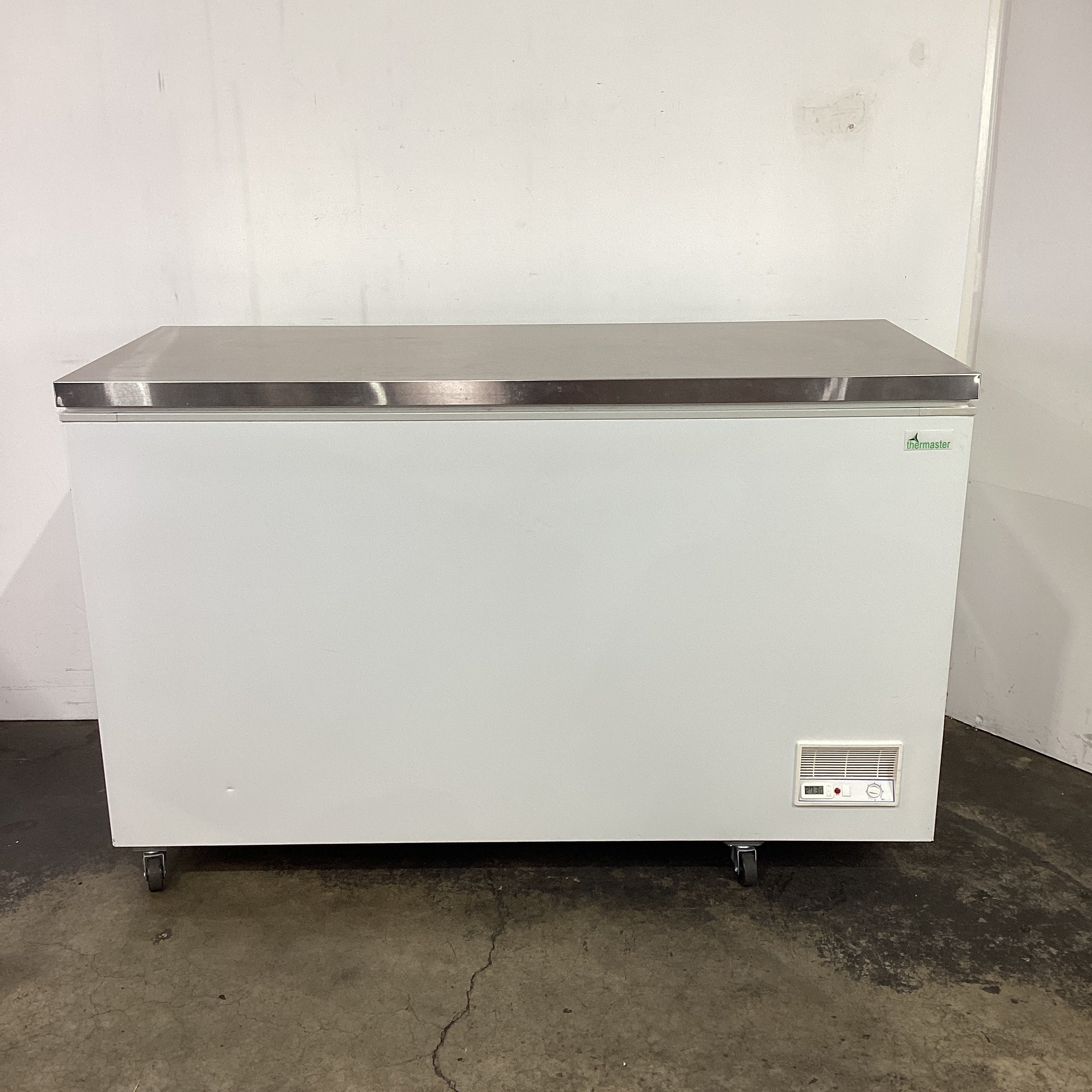 Federal BD598F Chest Freezer - 874715