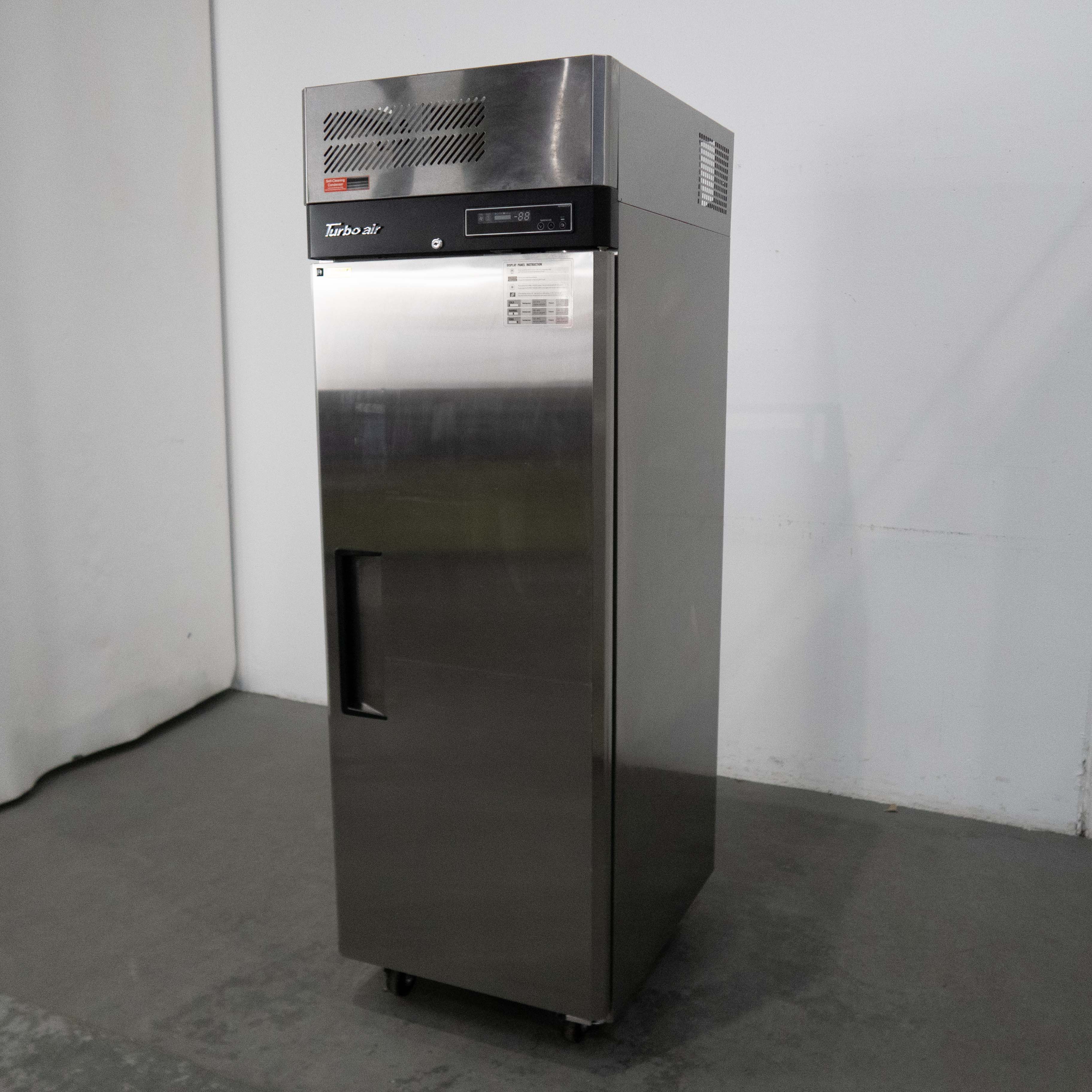 Turbo Air KR25-1 Upright Fridge - 875152